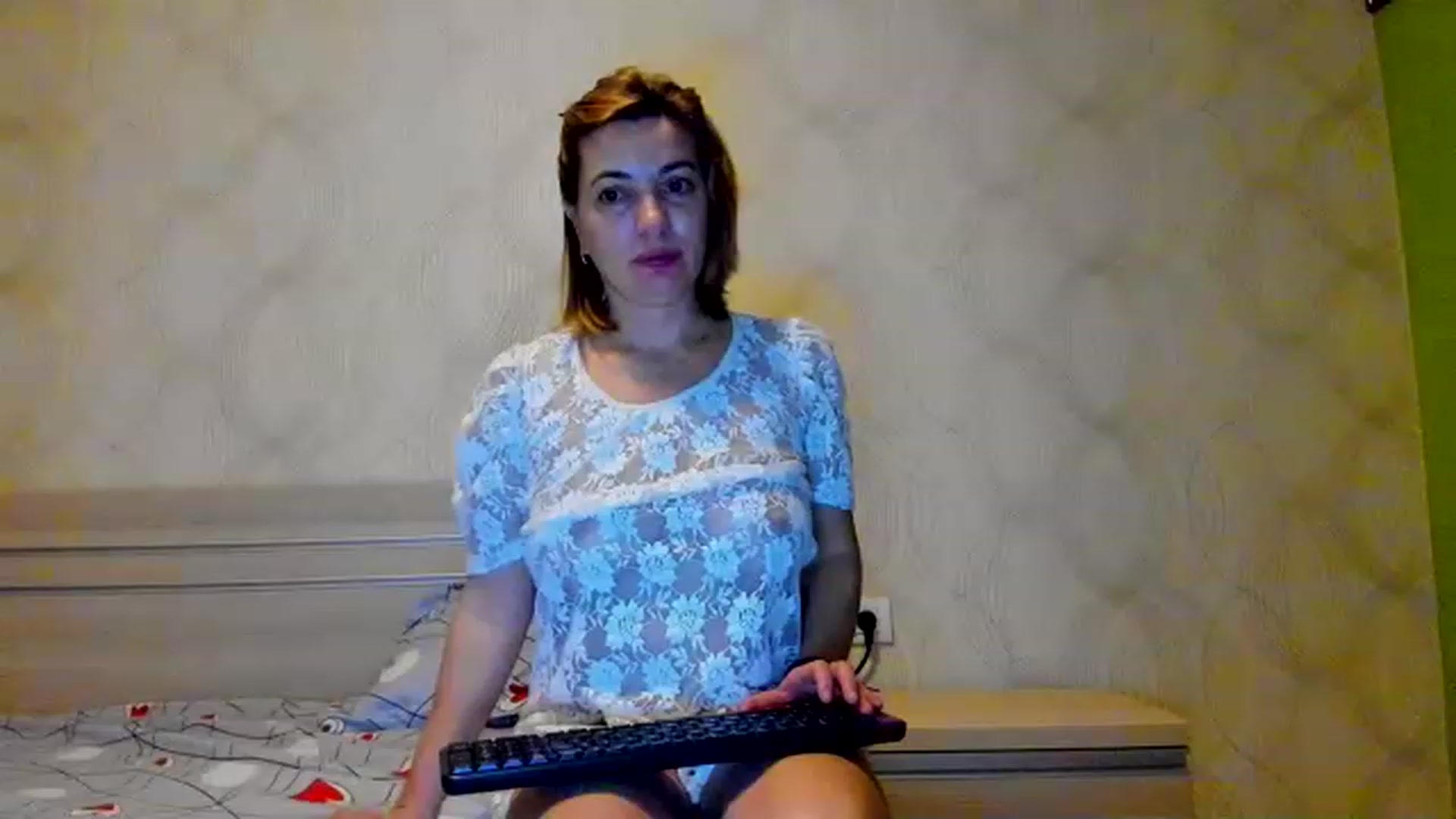 Gallery image thumbnail from A_Butterfly_1's myfreecams stream on, 01/20/2023, 19:52 image 19 of 20