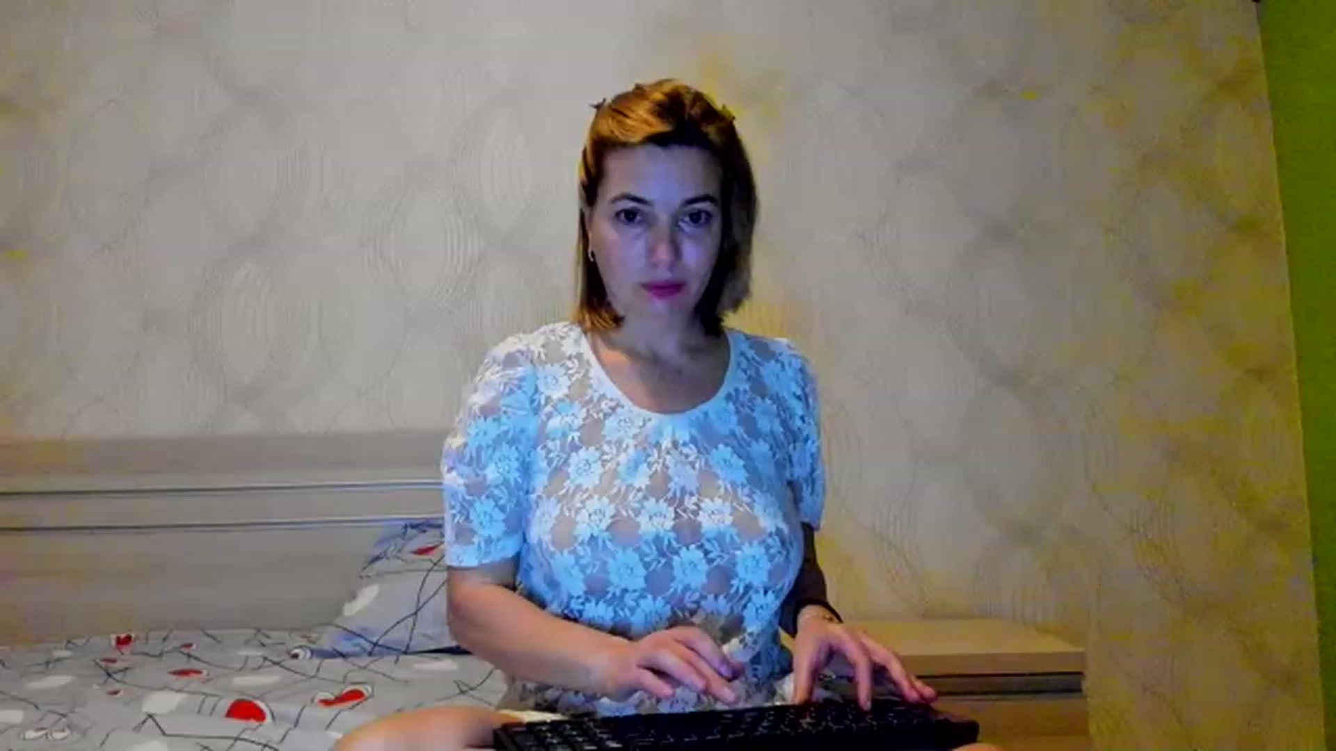 Gallery image thumbnail from A_Butterfly_1's myfreecams stream on, 01/20/2023, 19:52 image 16 of 20