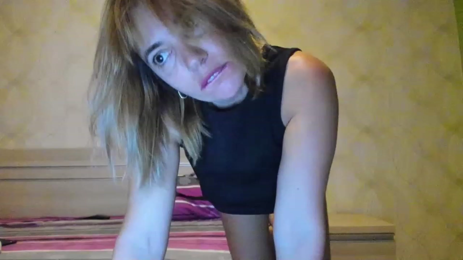 Gallery image thumbnail from A_Butterfly_1's myfreecams stream on, 02/26/2023, 19:47 image 14 of 20