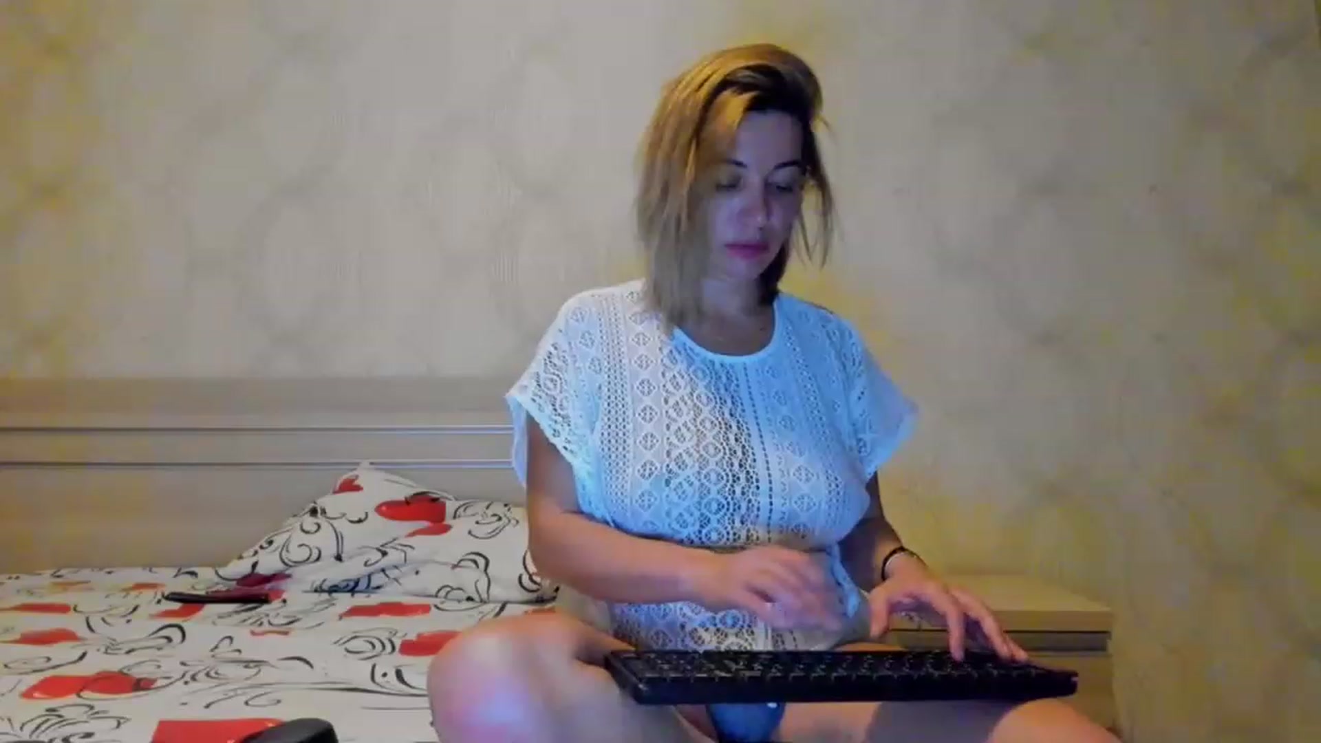 Gallery image thumbnail from A_Butterfly_1's myfreecams stream on, 03/08/2023, 20:12 image 20 of 20