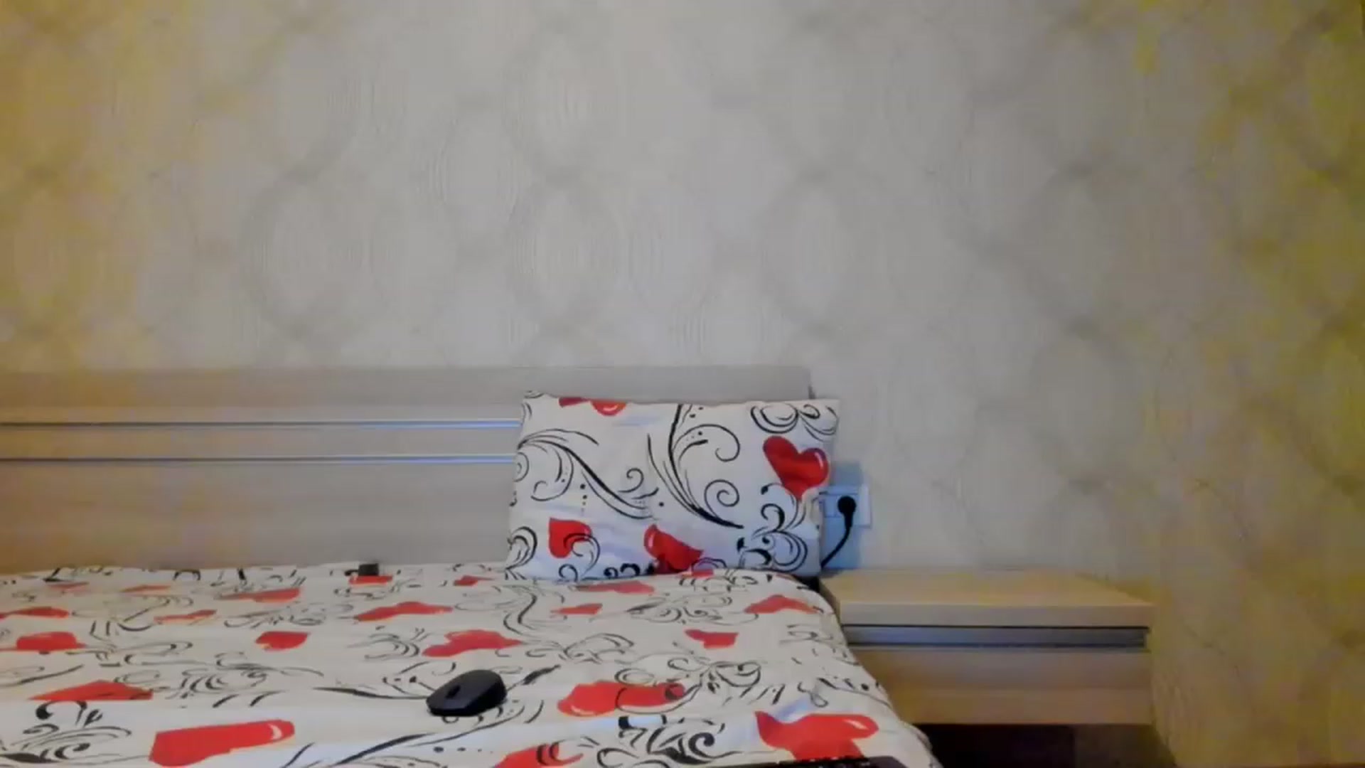 Gallery image thumbnail from A_Butterfly_1's myfreecams stream on, 04/01/2023, 19:41 image 13 of 20