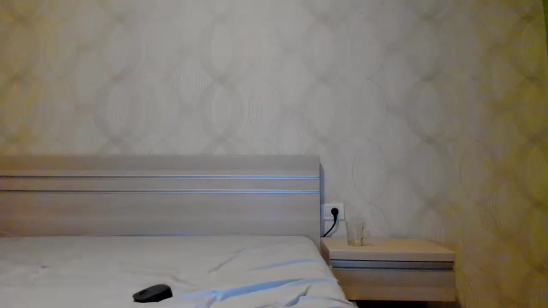 Gallery image thumbnail from A_Butterfly_1's myfreecams stream on, 06/02/2023, 19:49 image 11 of 20