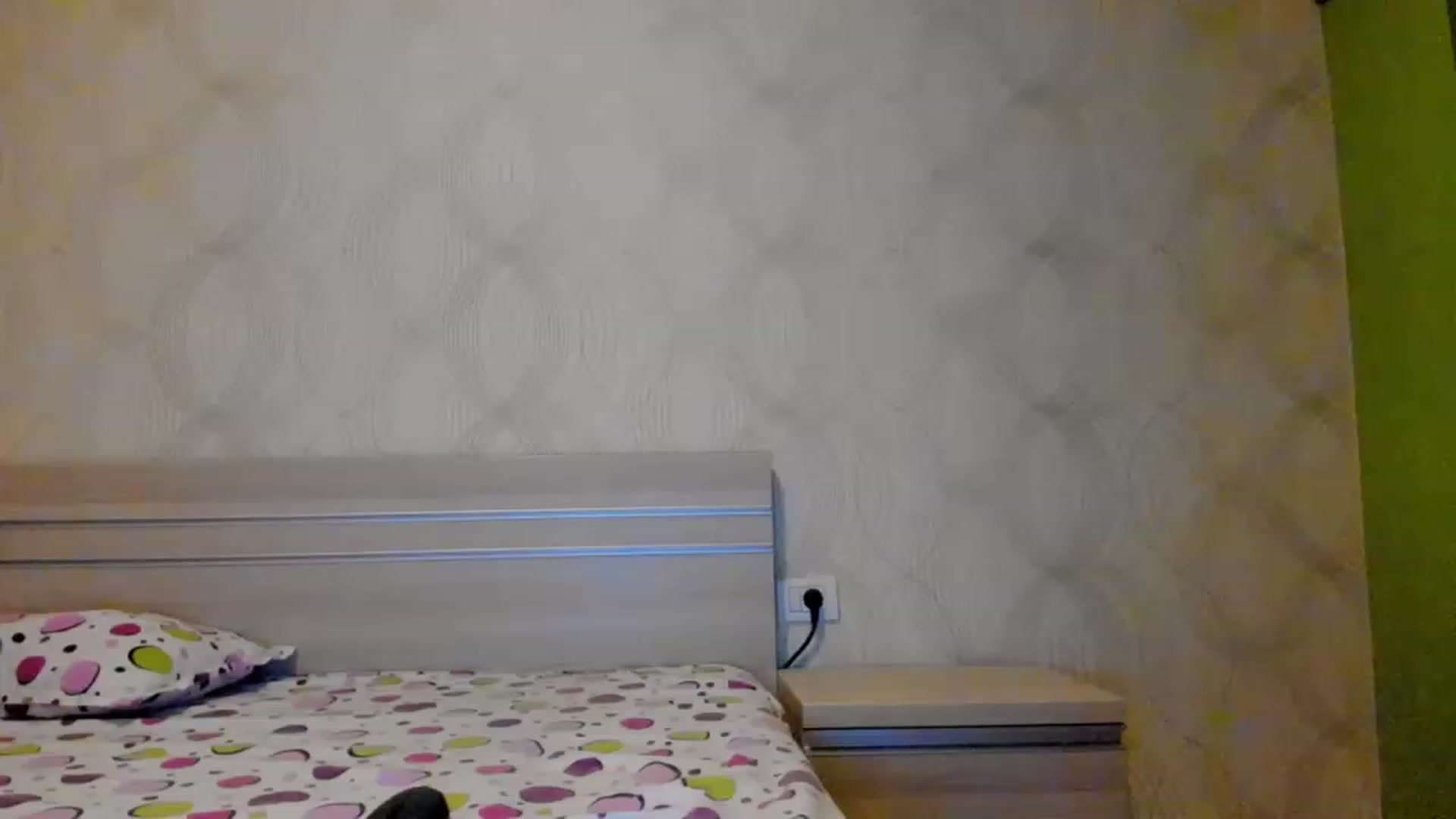 Gallery image thumbnail from A_Butterfly_1's myfreecams stream on, 06/05/2023, 19:33 image 9 of 20