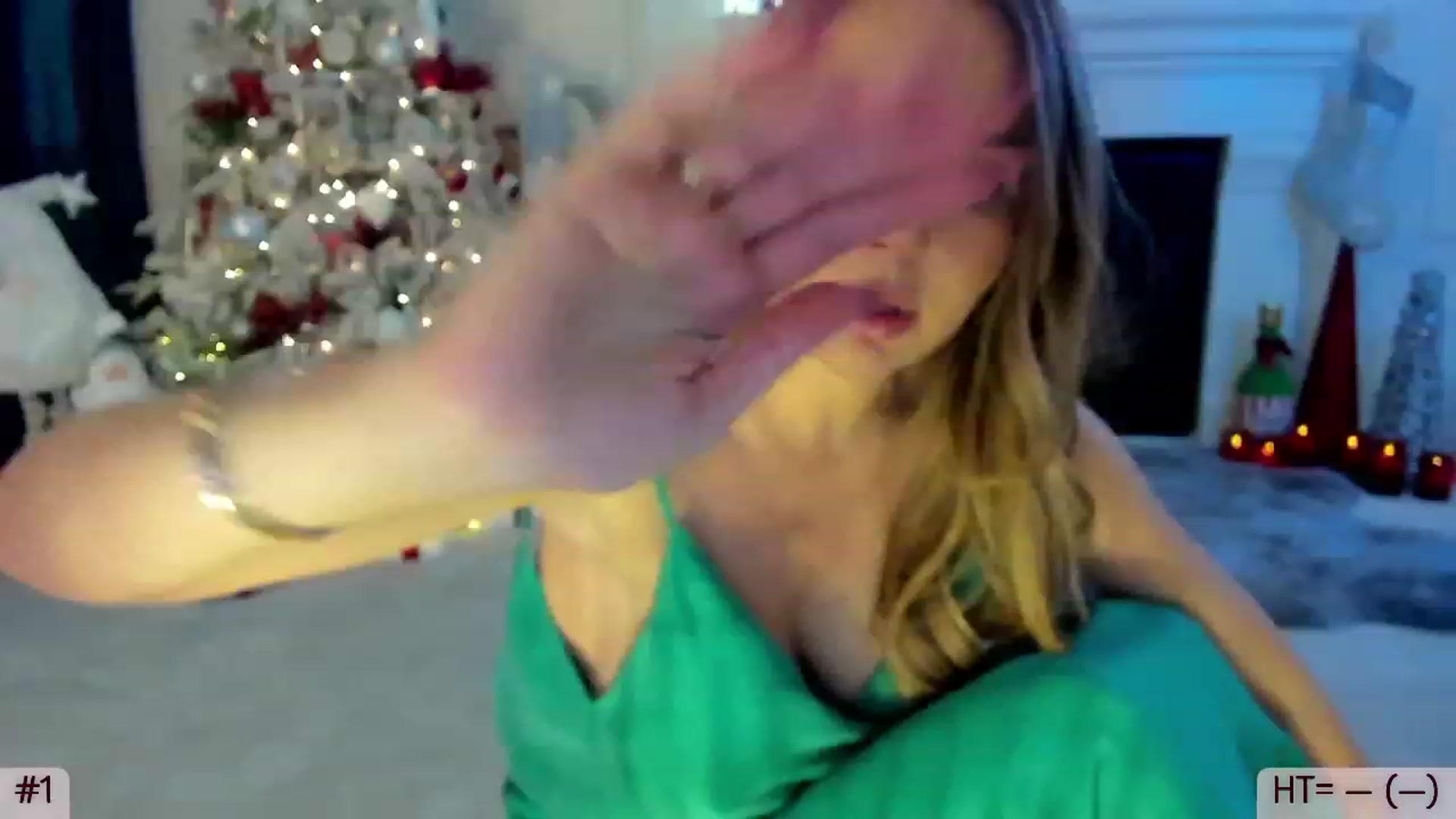 Gallery image thumbnail from A_Cult's myfreecams stream on, 12/01/2022, 01:10 image 1 of 20
