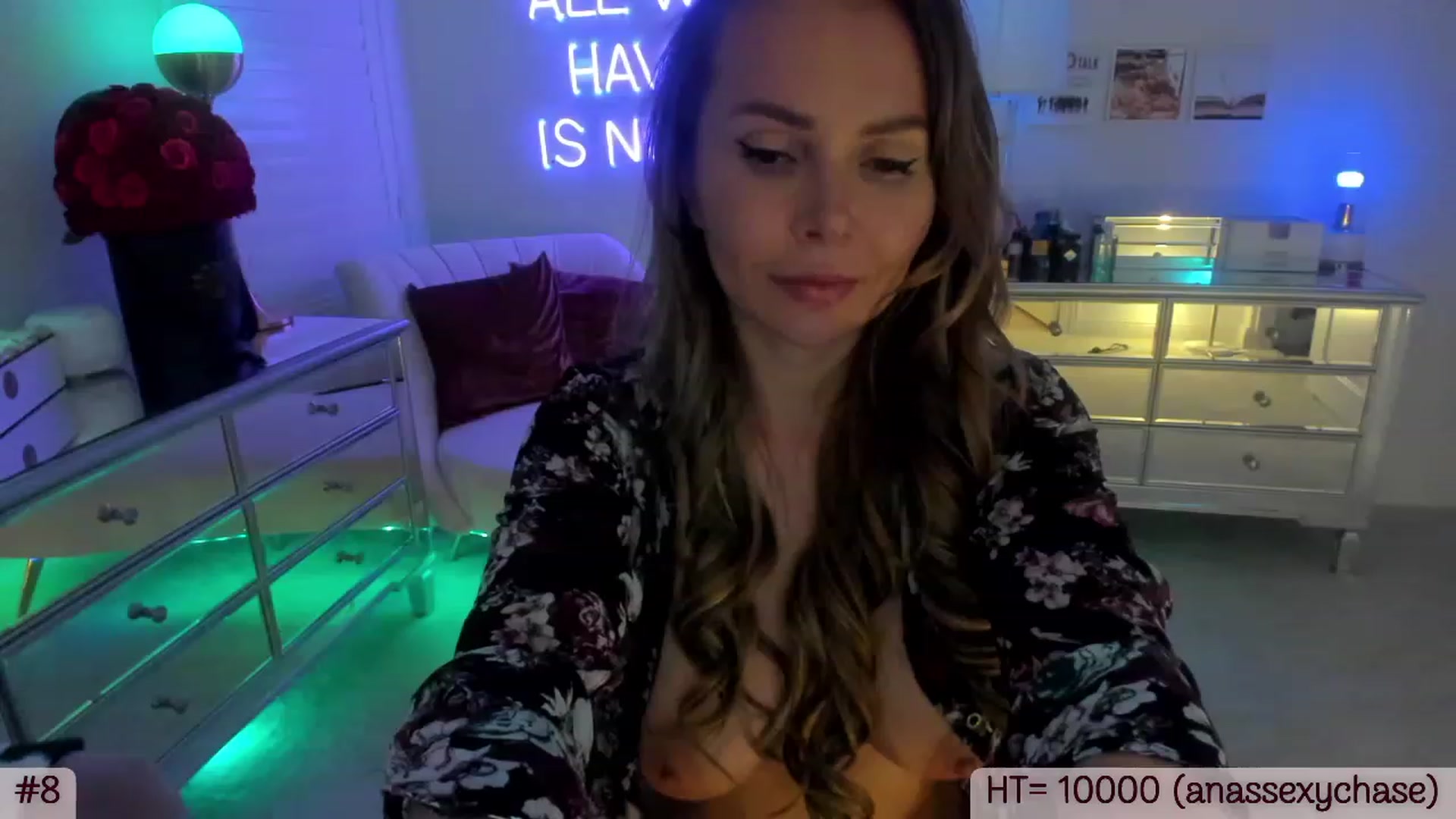 Gallery image thumbnail from A_Cult's myfreecams stream on, 12/04/2022, 05:55 image 16 of 20