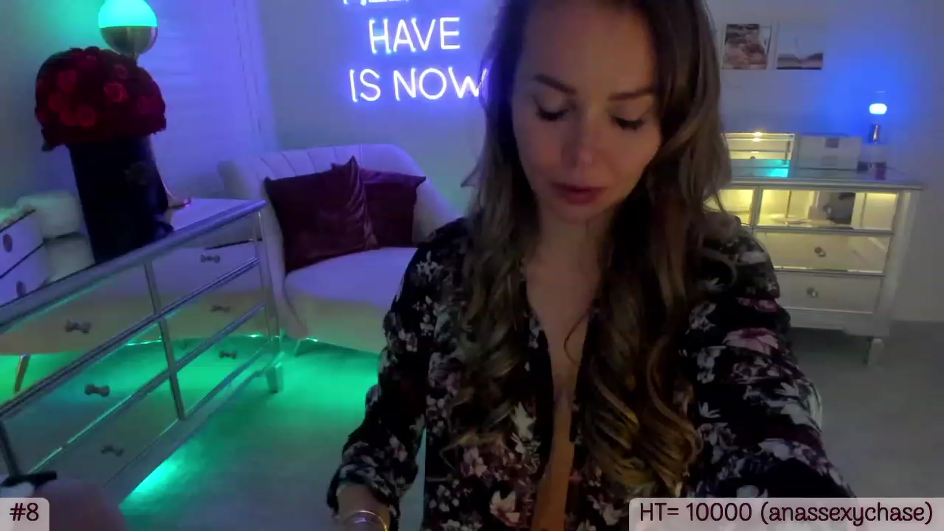 Gallery image thumbnail from A_Cult's myfreecams stream on, 12/04/2022, 05:55 image 13 of 20