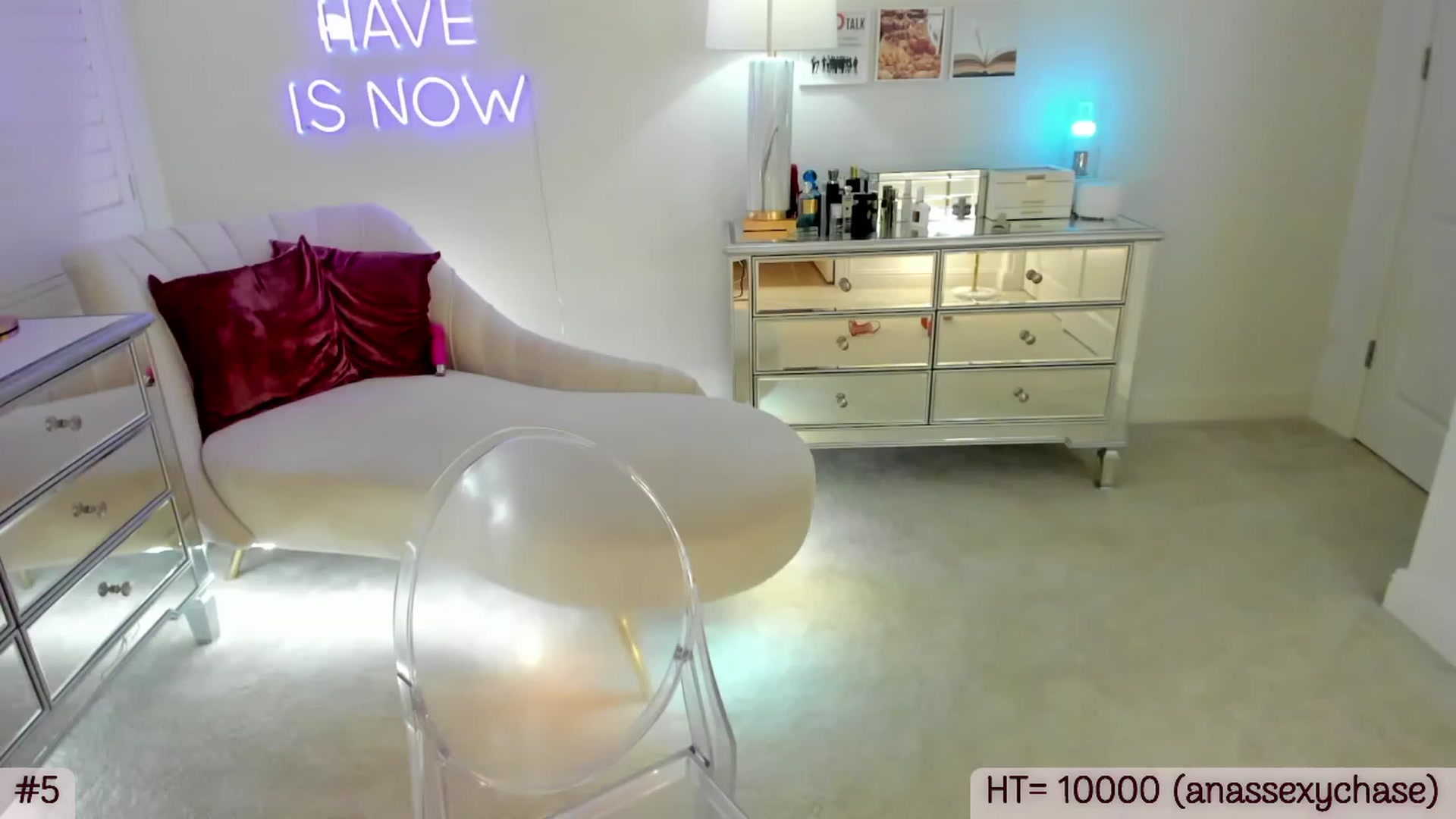 Gallery image thumbnail from A_Cult's myfreecams stream on, 12/21/2022, 06:59 image 10 of 20
