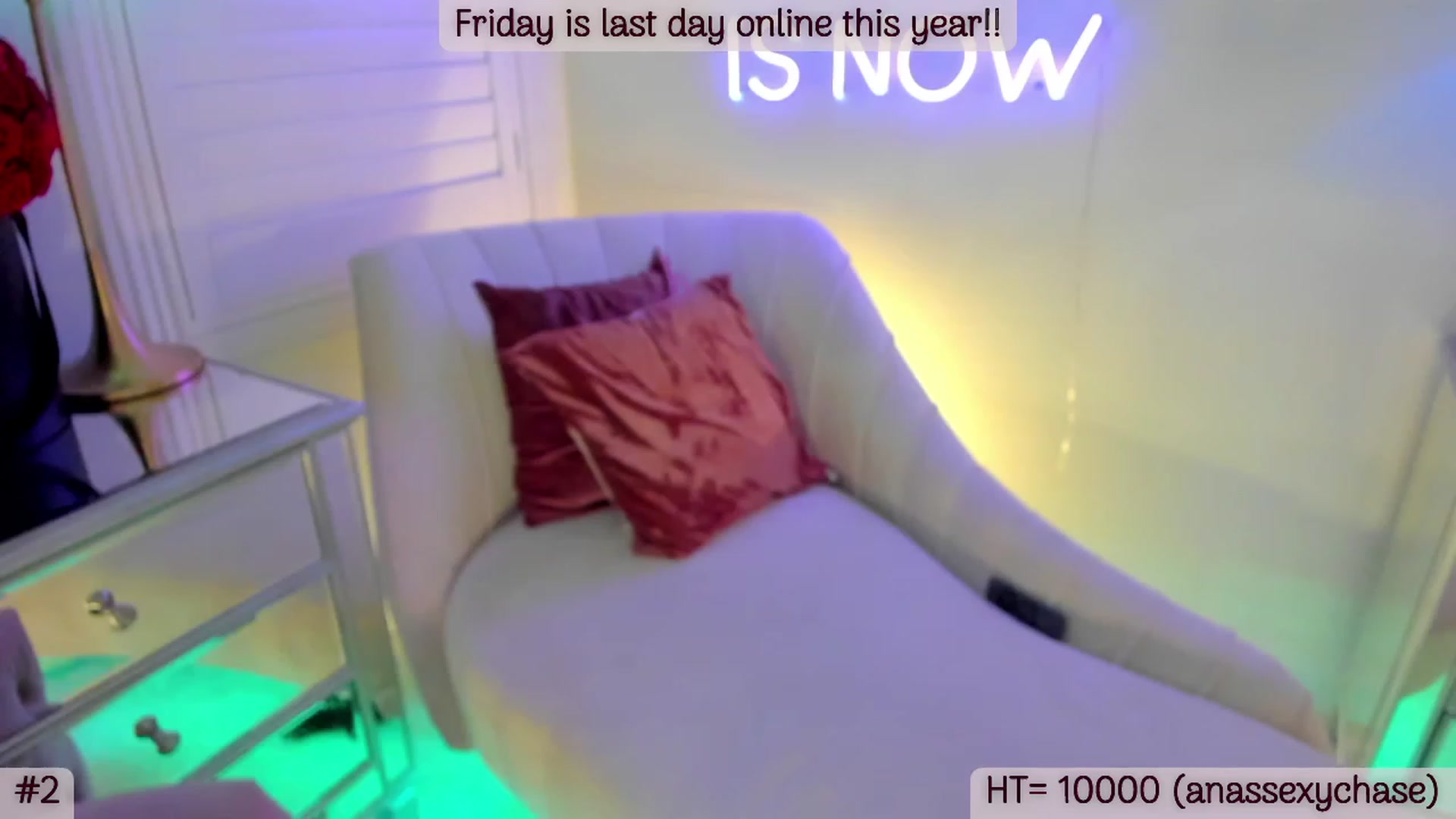 Gallery image thumbnail from A_Cult's myfreecams stream on, 12/27/2022, 05:47 image 10 of 20