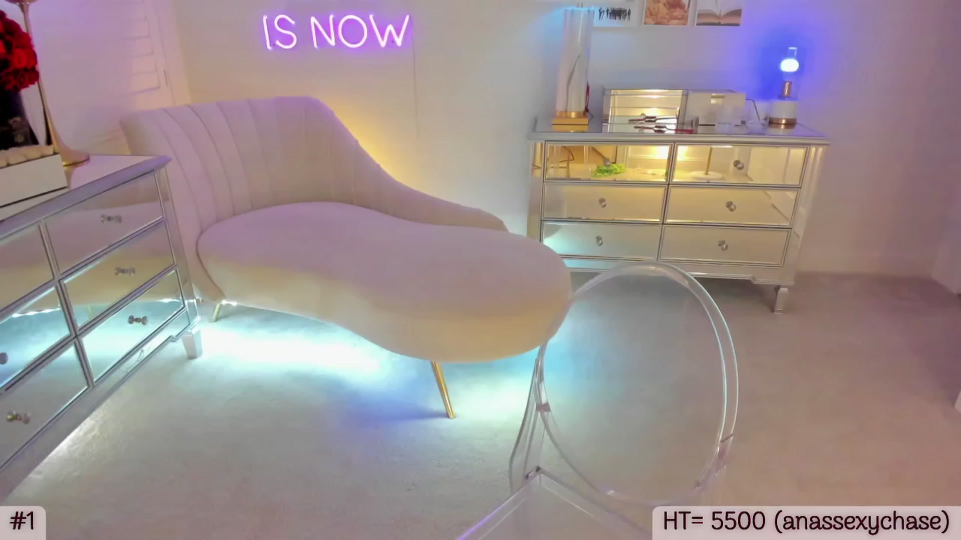 Gallery image thumbnail from A_Cult's myfreecams stream on, 02/03/2023, 05:29 image 2 of 20