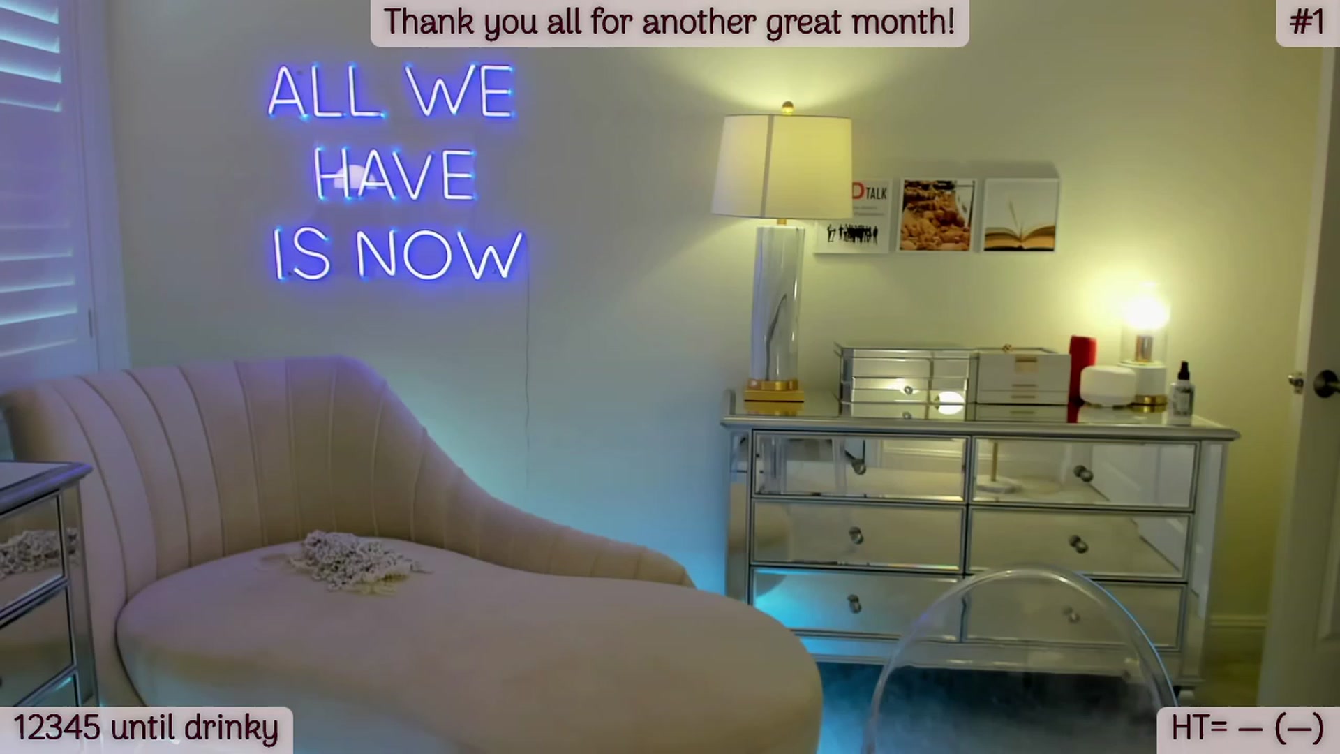 Gallery image thumbnail from A_Cult's myfreecams stream on, 03/01/2023, 24:58 image 3 of 20