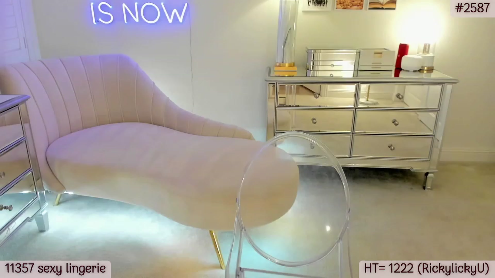 Gallery image thumbnail from A_Cult's myfreecams stream on, 03/06/2023, 03:46 image 6 of 20