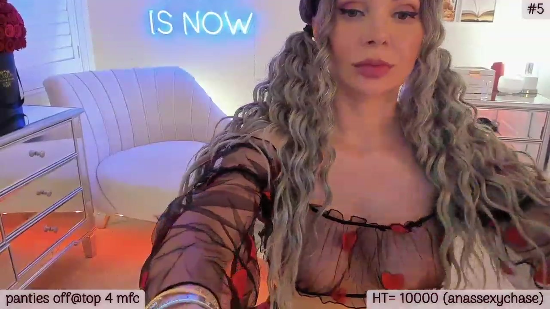Gallery image thumbnail from A_Cult's myfreecams stream on, 03/29/2023, 04:28 image 15 of 20