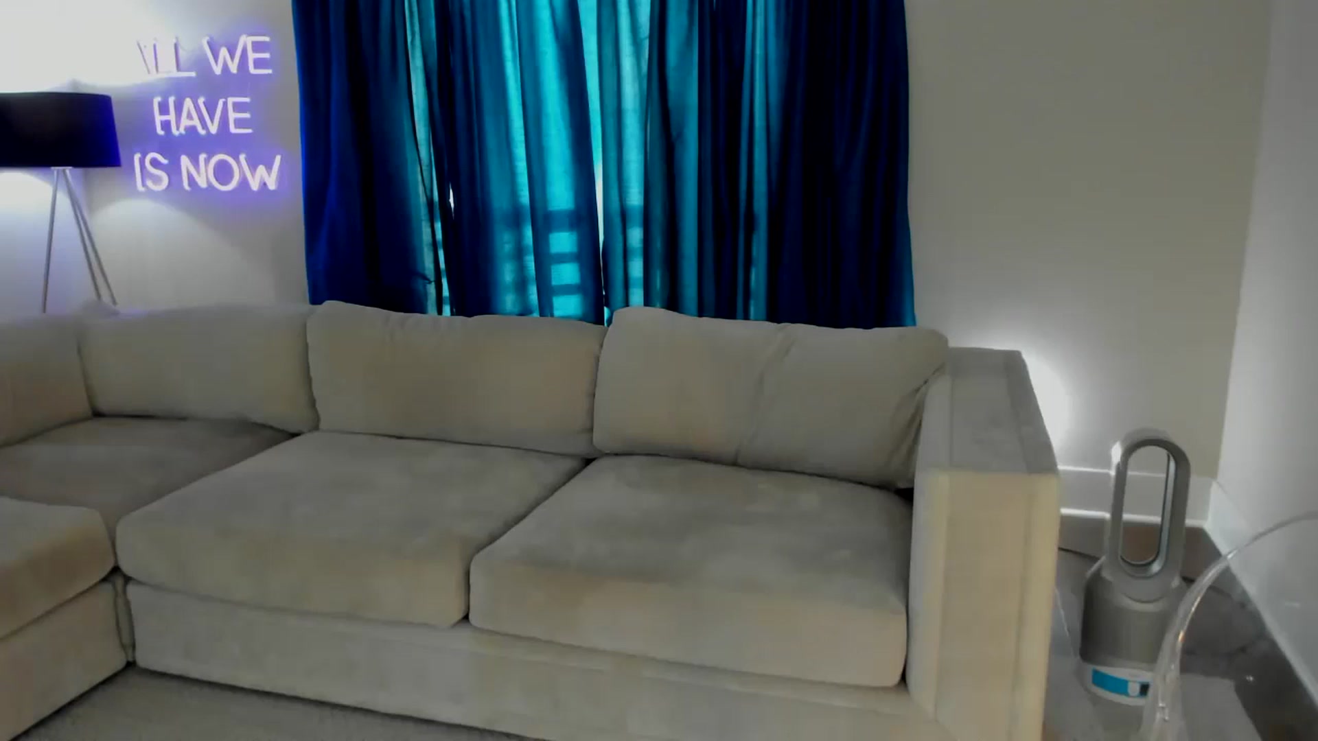 Gallery image thumbnail from A_Cult's myfreecams stream on, 06/29/2024, 03:43 image 13 of 20