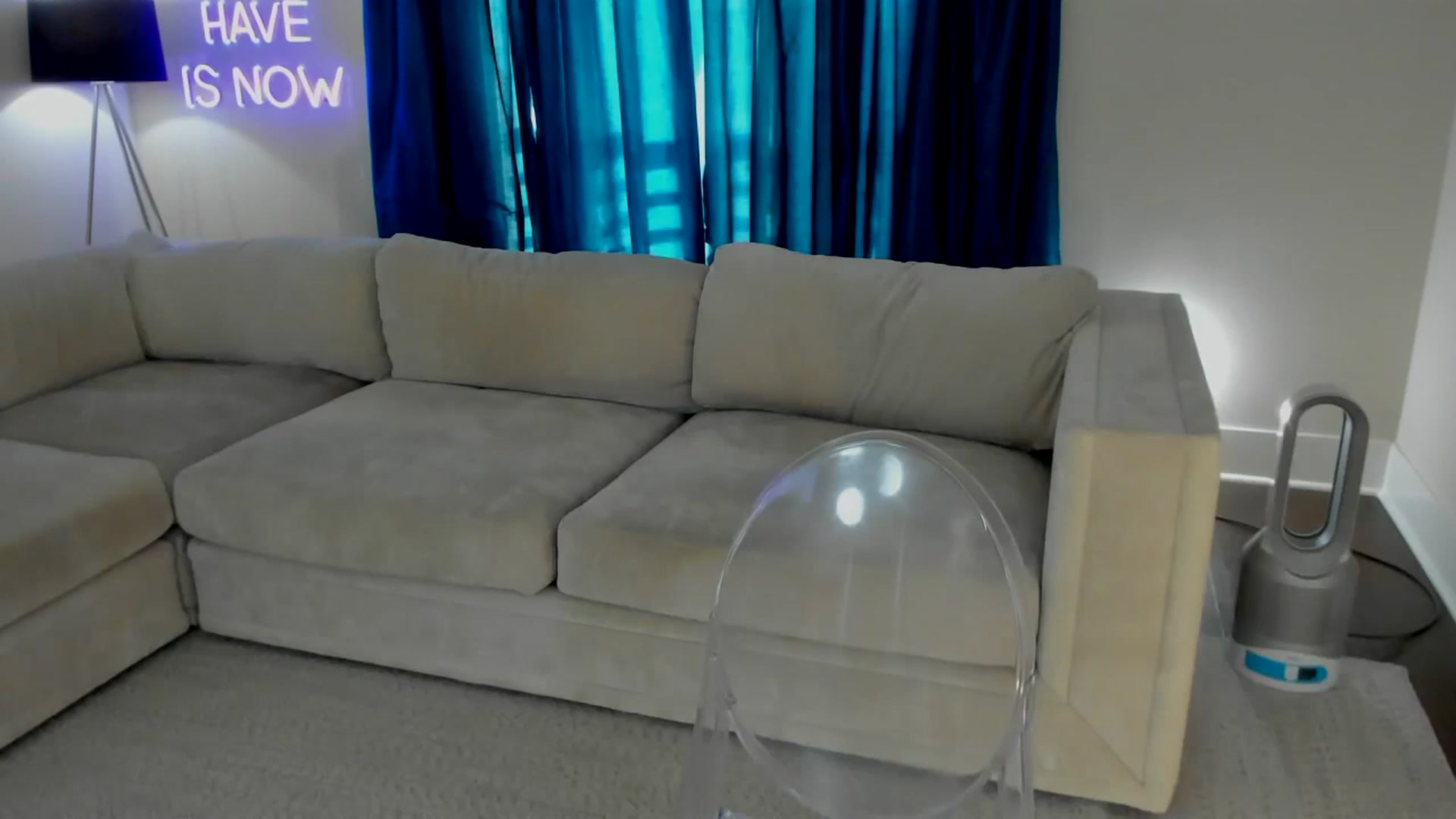 Gallery image thumbnail from A_Cult's myfreecams stream on, 06/29/2024, 03:43 image 11 of 20