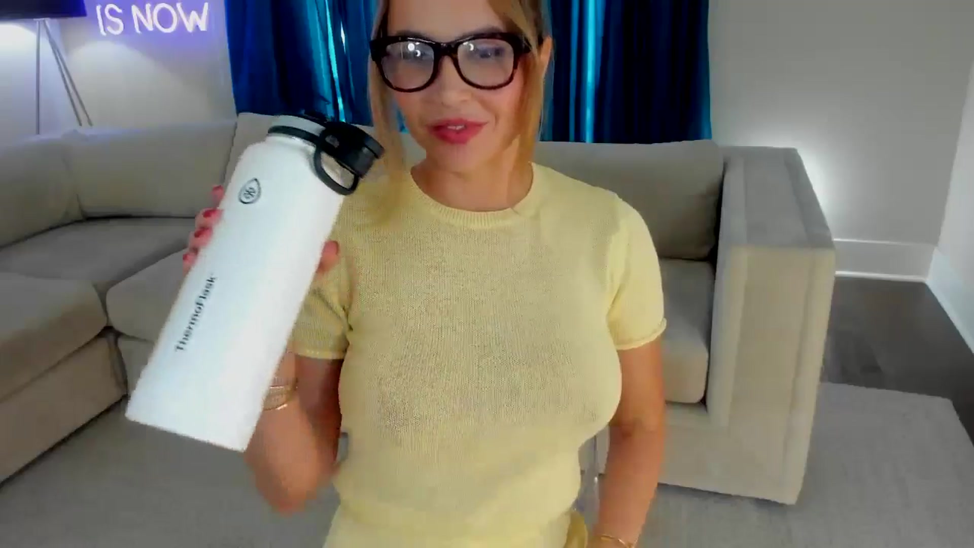 Gallery image thumbnail from A_Cult's myfreecams stream on, 07/15/2024, 02:39 image 4 of 20