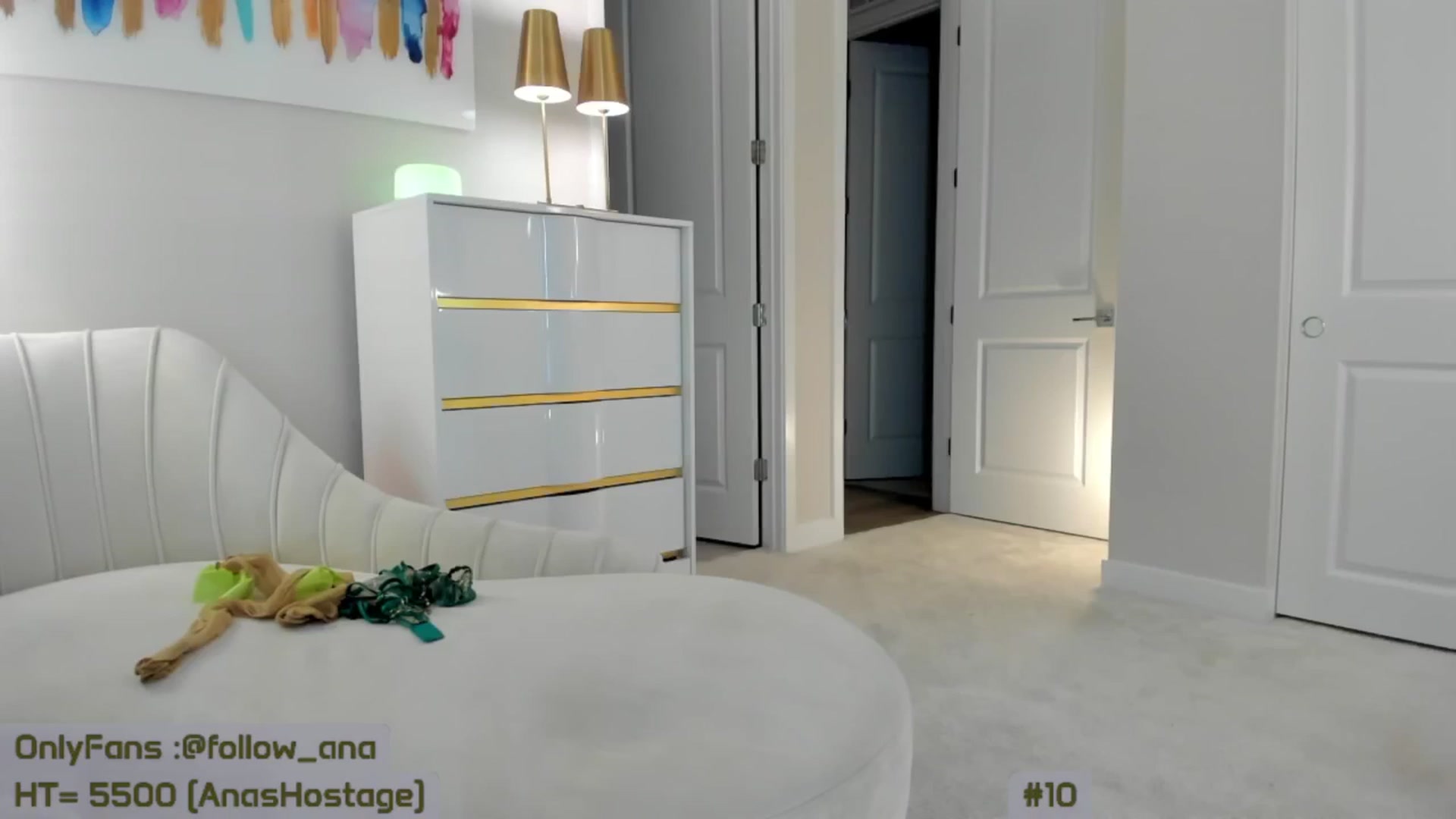 Gallery image thumbnail from A_Cult's myfreecams stream on, 12/08/2024, 07:14 image 7 of 20