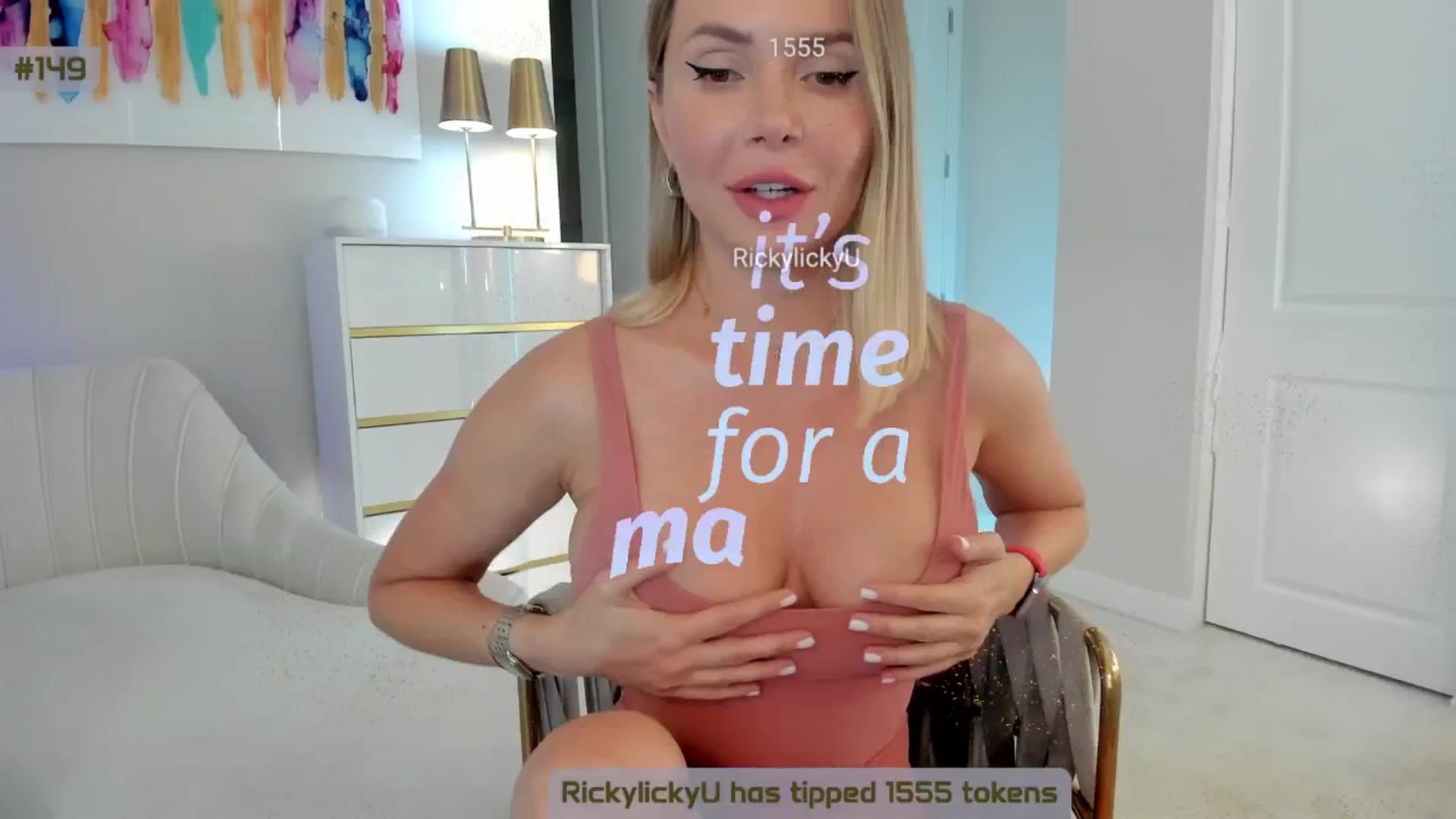 Gallery image thumbnail from A_Cult's myfreecams stream on, 05/31/2025, 04:50 image 2 of 20