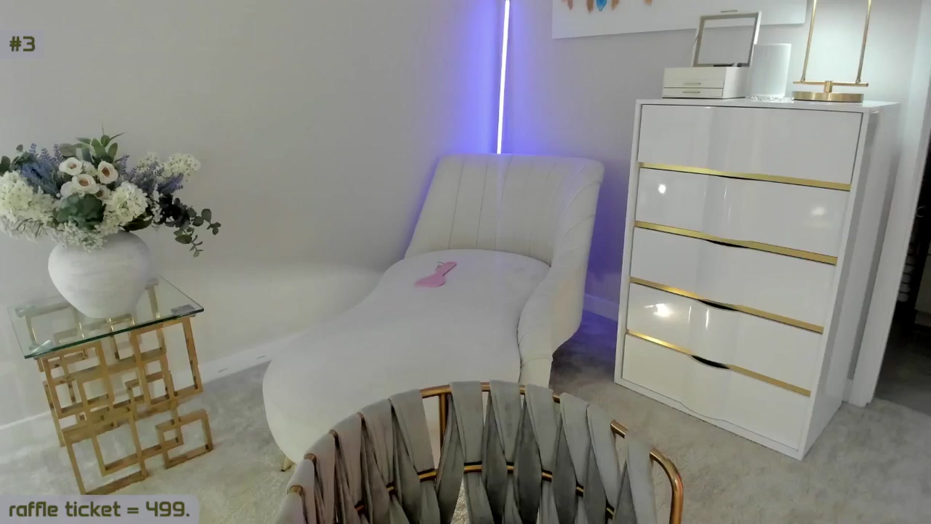 Gallery image thumbnail from A_Cult's myfreecams stream on, 08/04/2025, 02:33 image 14 of 20