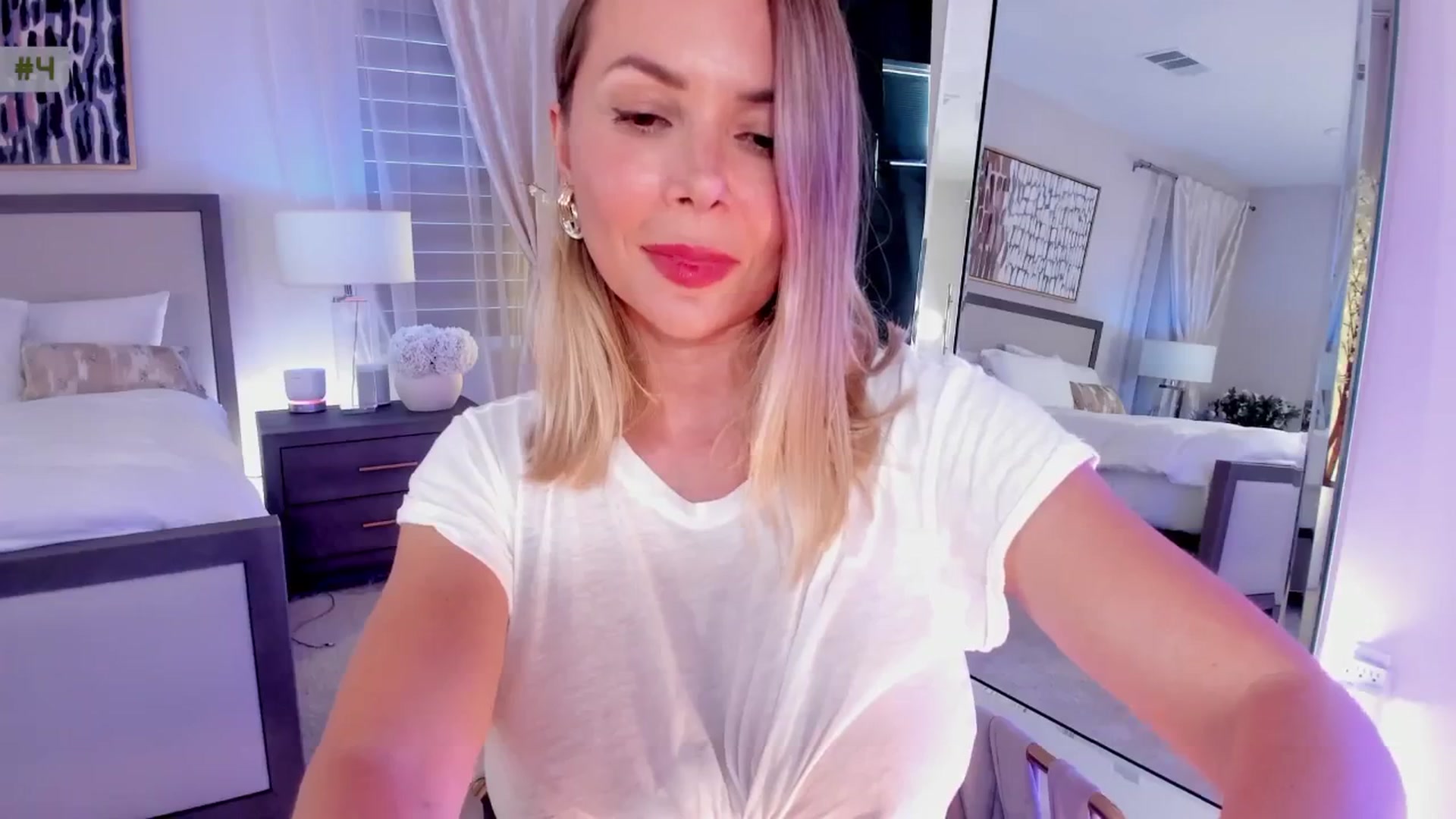 Gallery image thumbnail from A_Cult's myfreecams stream on, 08/11/2025, 03:02 image 4 of 20