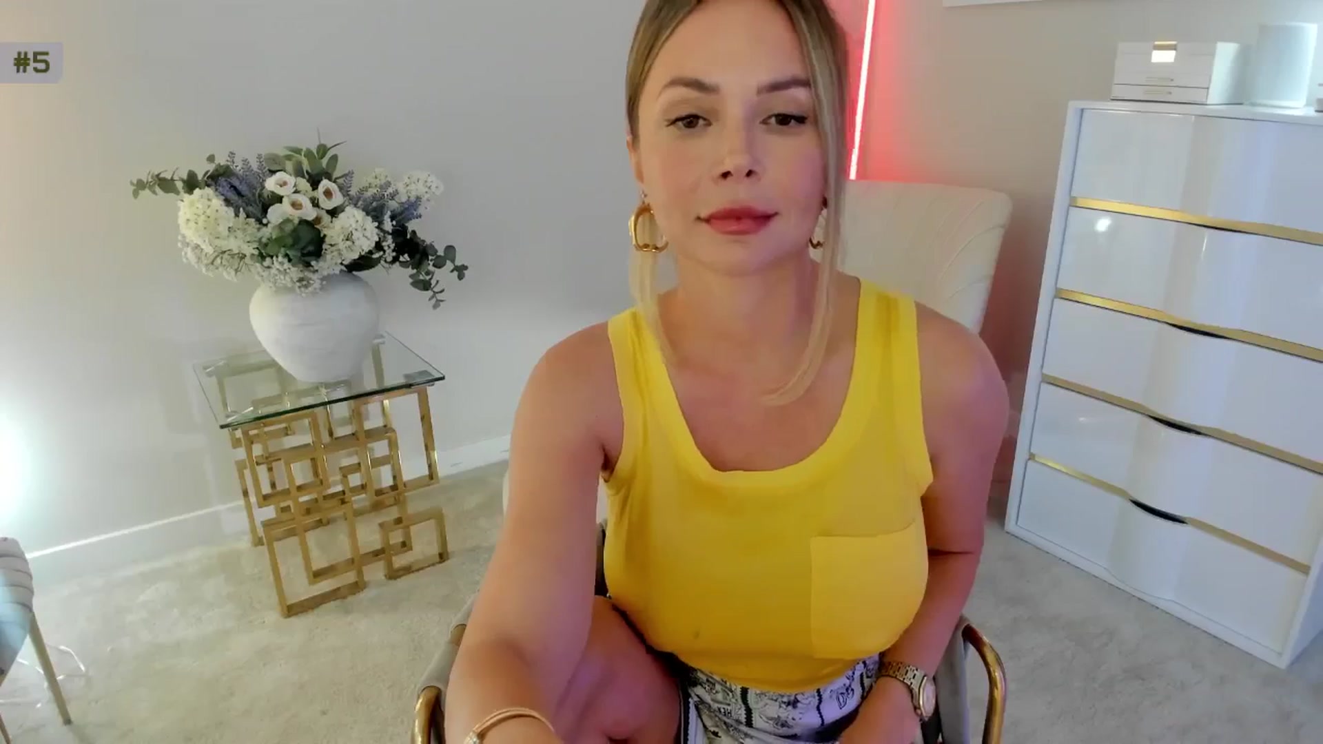 Gallery image thumbnail from A_Cult's myfreecams stream on, 08/15/2025, 04:47 image 6 of 20