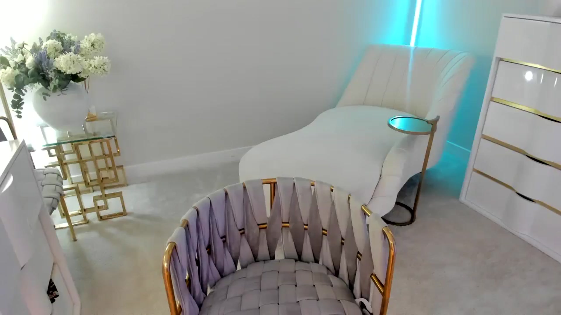 Gallery image thumbnail from A_Cult's myfreecams stream on, 12/29/2025, 05:43 image 20 of 20