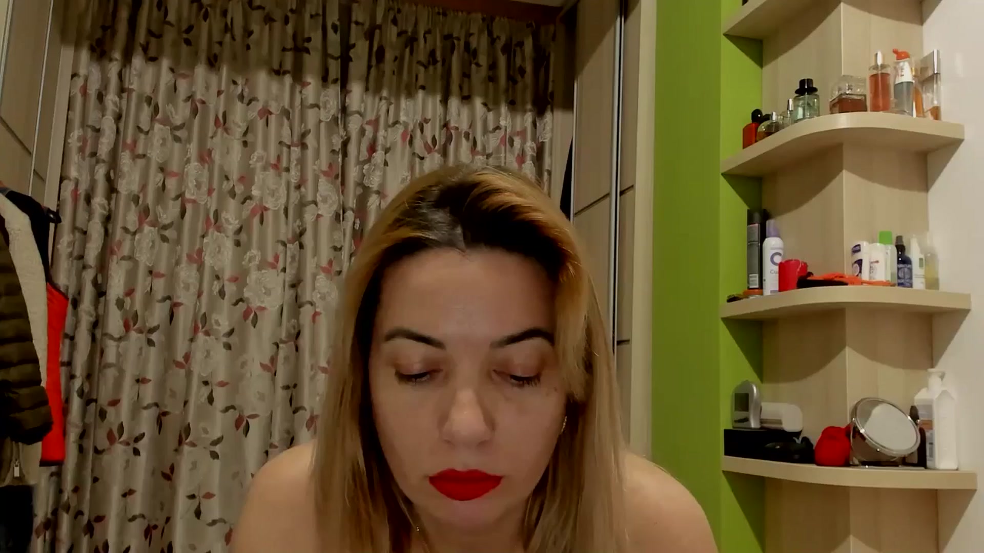 Gallery image thumbnail from A_Happy_Place's myfreecams stream on, 03/11/2026, 21:35 image 18 of 20