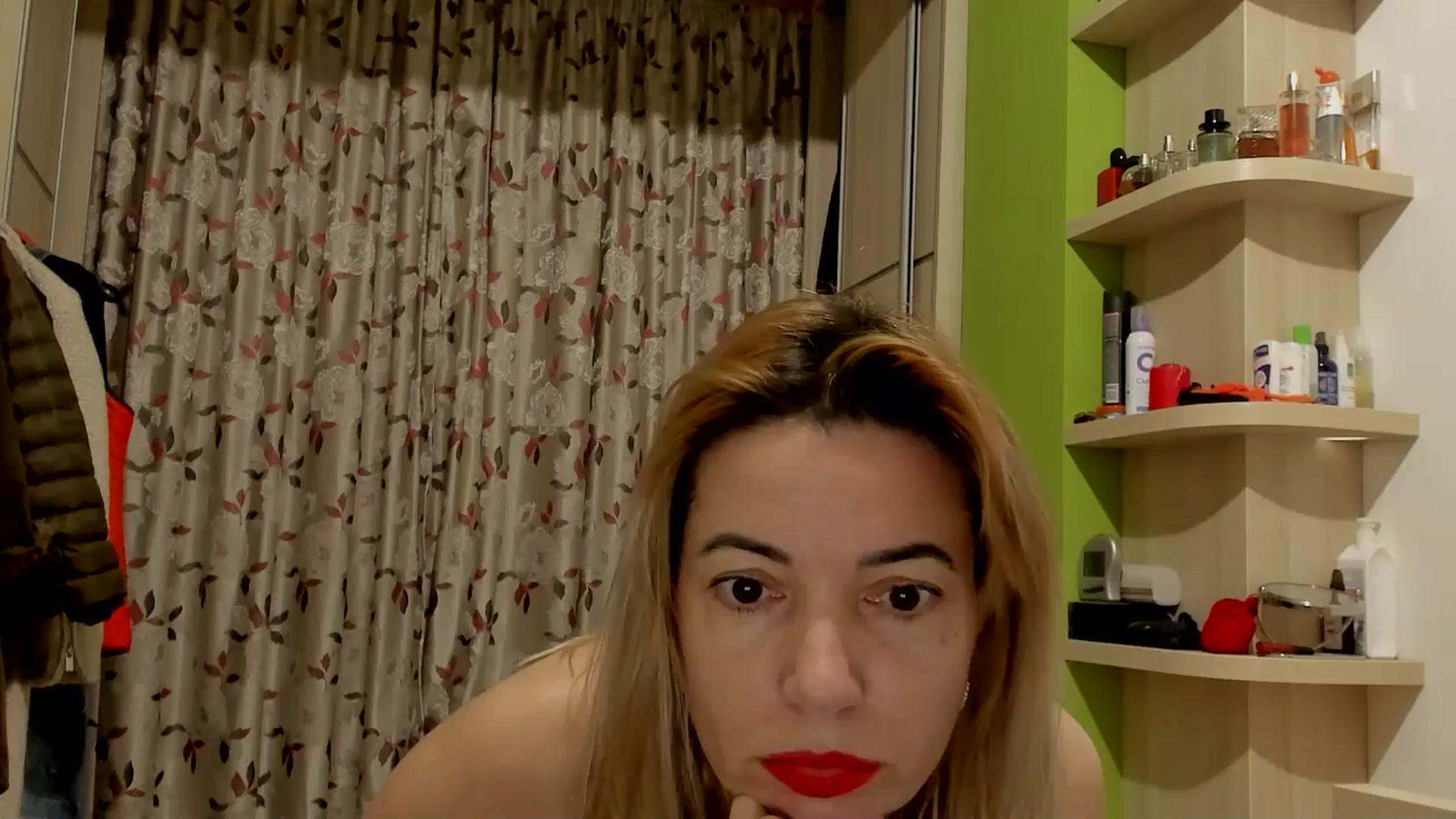 Gallery image thumbnail from A_Happy_Place's myfreecams stream on, 03/12/2026, 21:12 image 12 of 20