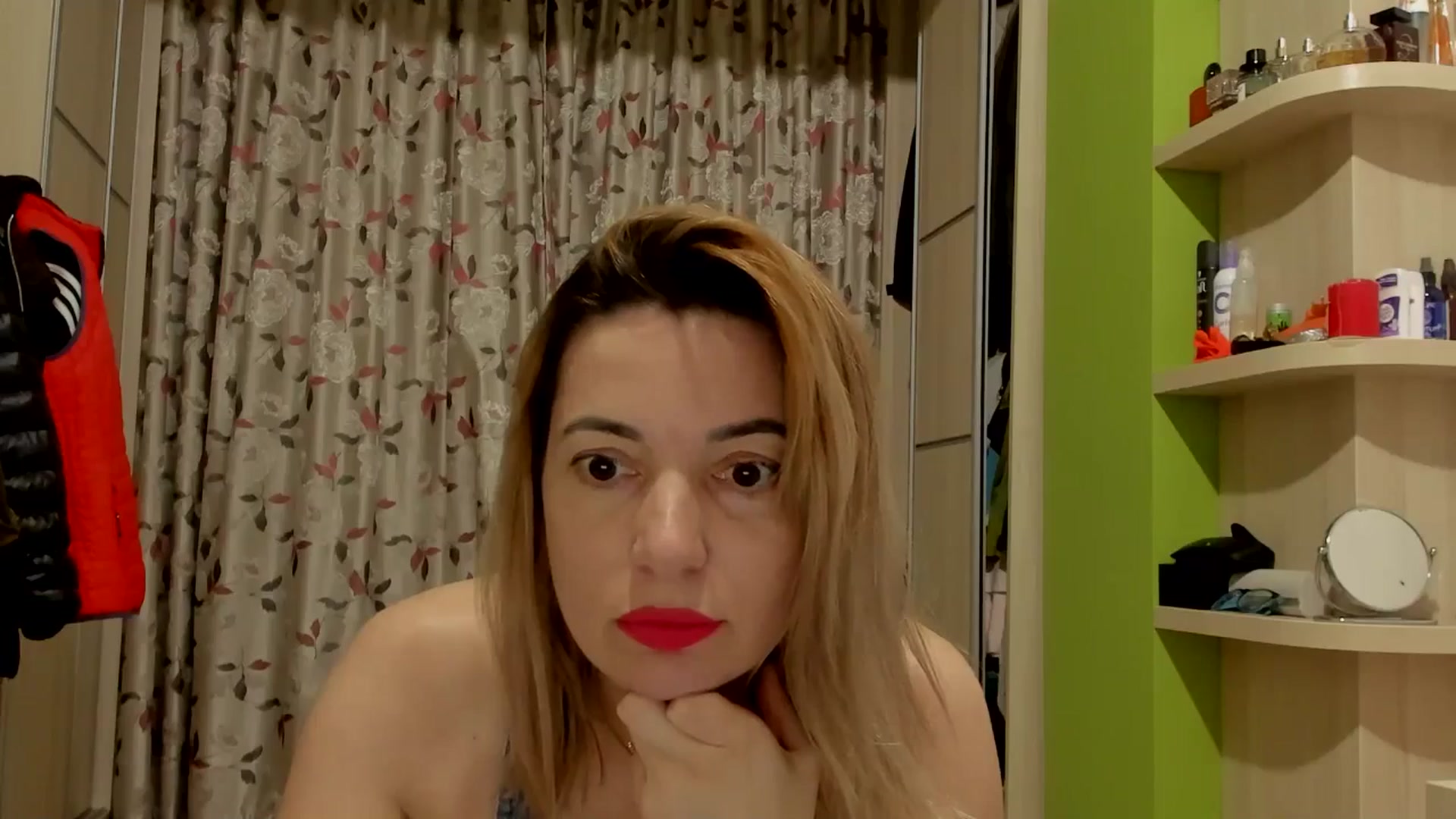 Gallery image thumbnail from A_Happy_Place's myfreecams stream on, 04/09/2026, 21:20 image 14 of 20