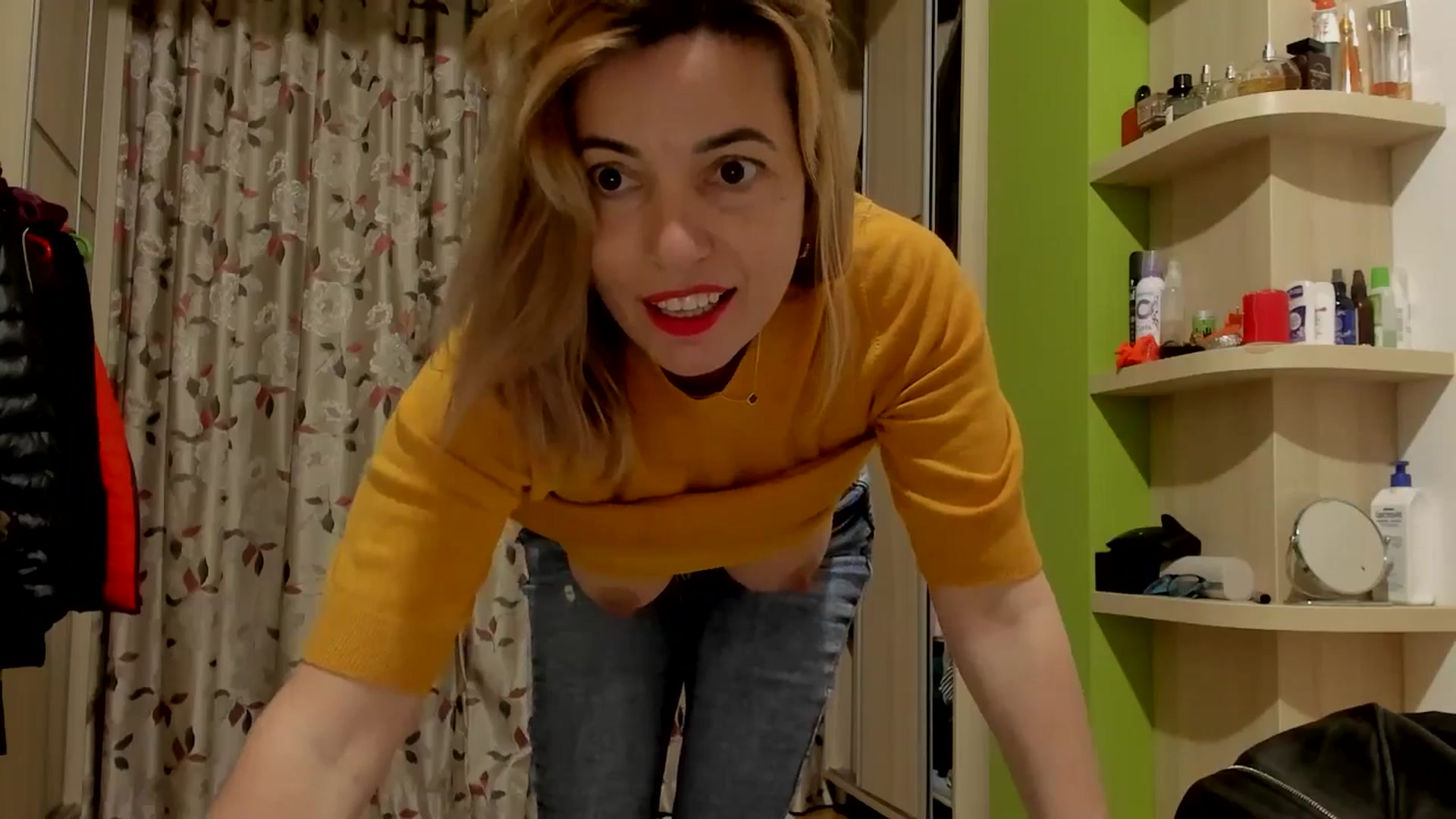 Gallery image thumbnail from A_Happy_Place's myfreecams stream on, 04/11/2026, 20:36 image 17 of 20