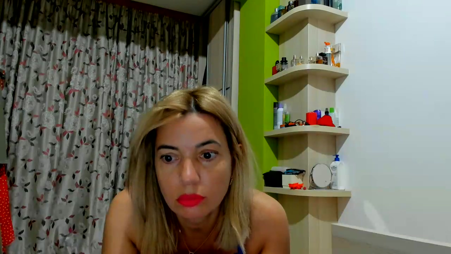 Gallery image thumbnail from A_Happy_Place's myfreecams stream on, 05/29/2026, 21:05 image 19 of 20