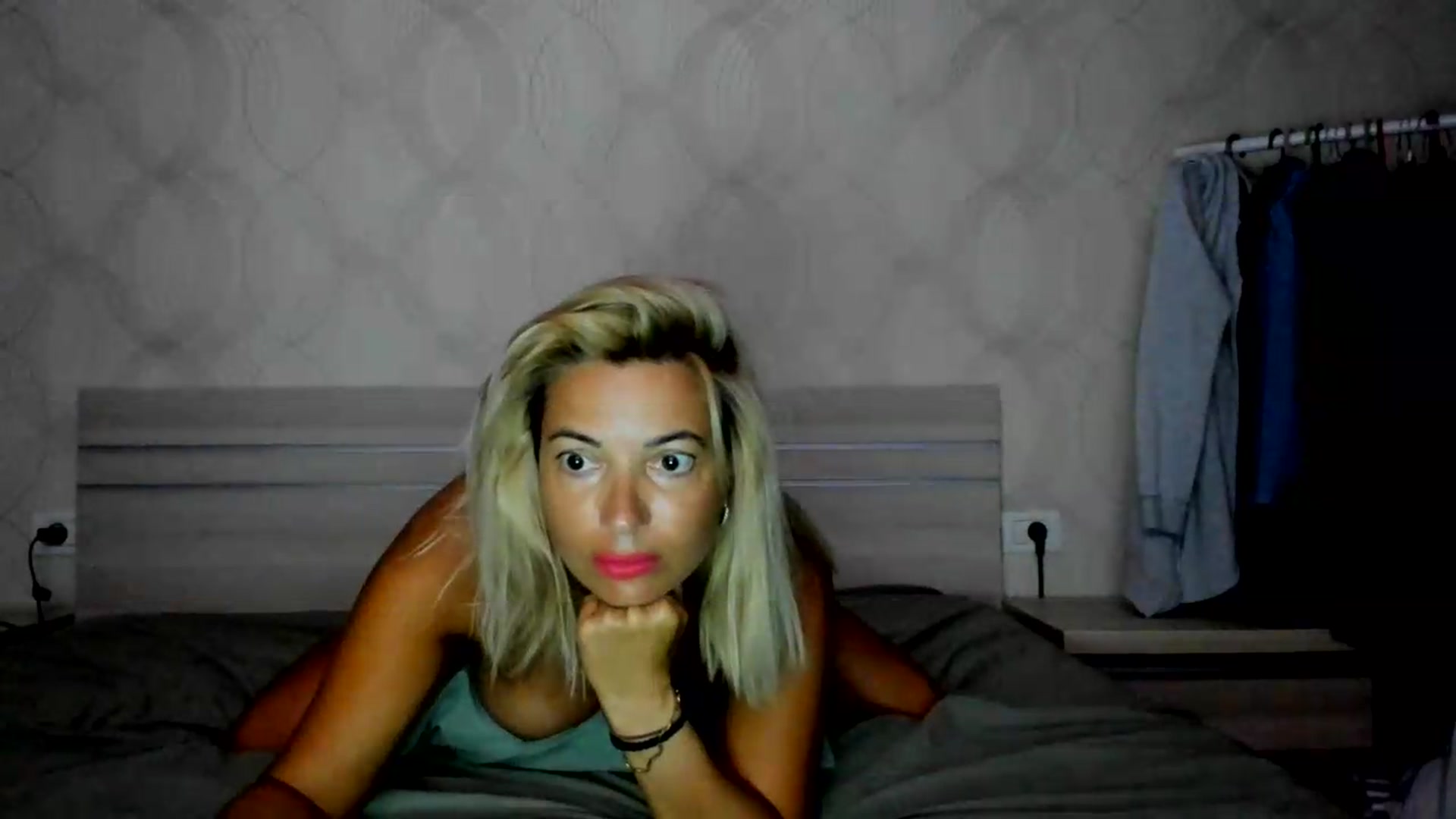 Gallery image thumbnail from A_Happy_Place's myfreecams stream on, 06/22/2026, 21:04 image 18 of 20