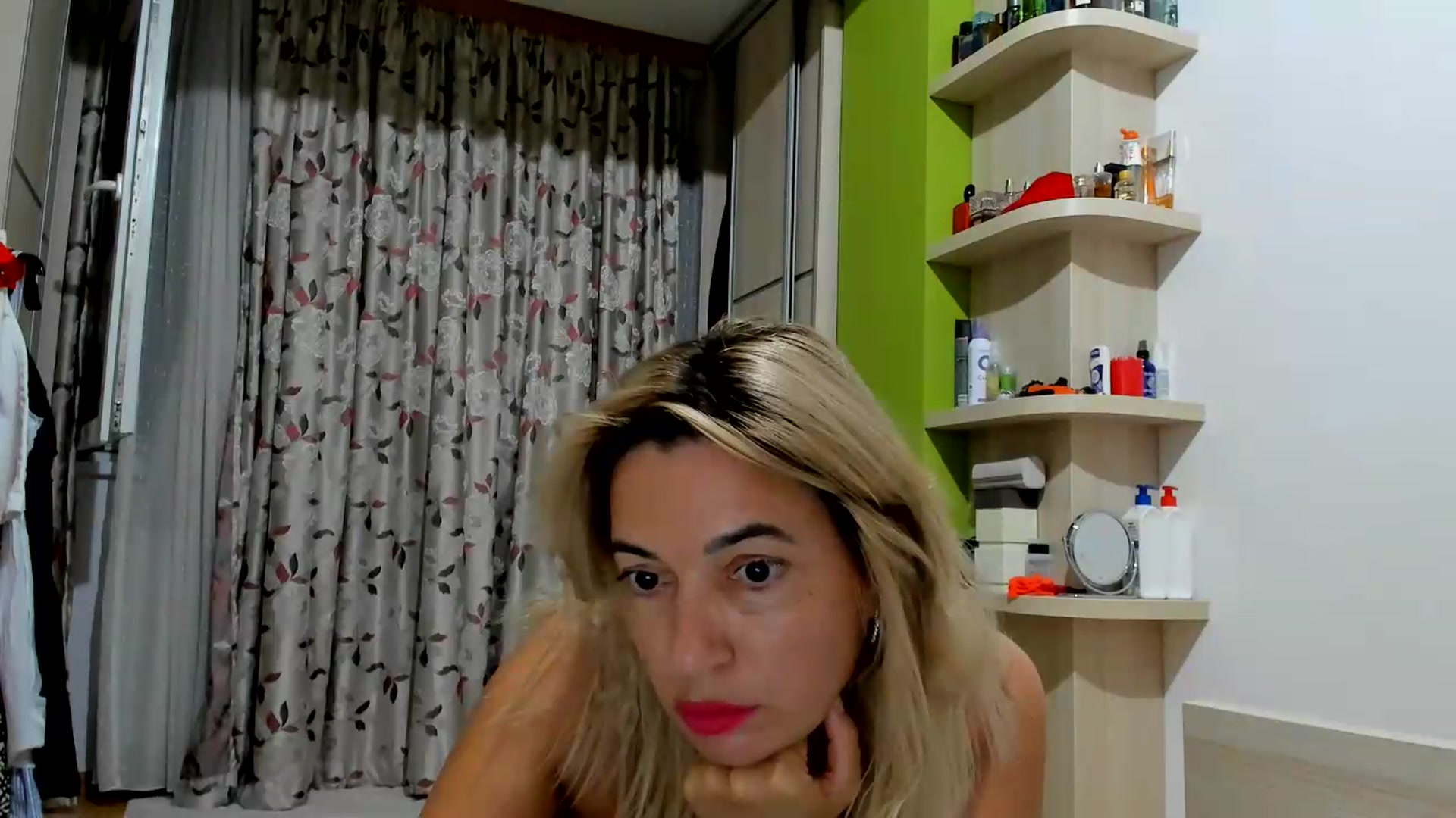 Gallery image thumbnail from A_Happy_Place's myfreecams stream on, 07/17/2026, 20:30 image 10 of 20