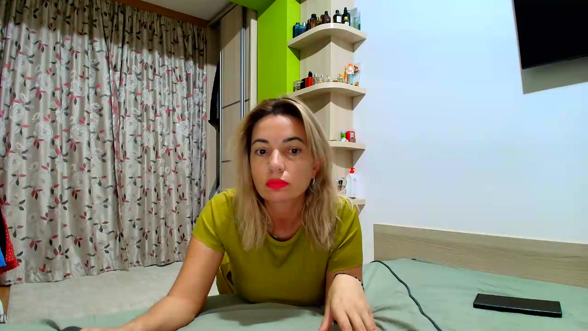 Gallery image thumbnail from A_Happy_Place's myfreecams stream on, 08/29/2026, 20:15 image 12 of 20