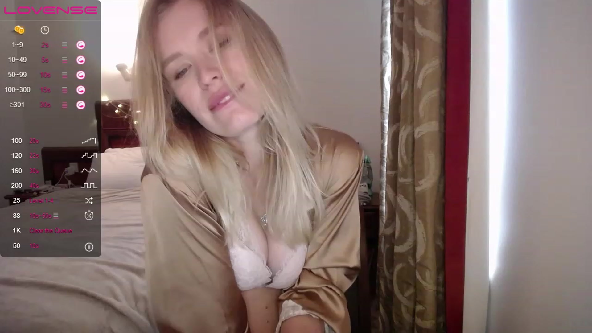 Gallery image thumbnail from A_L_Y's myfreecams stream on, 11/29/2022, 12:13 image 9 of 20