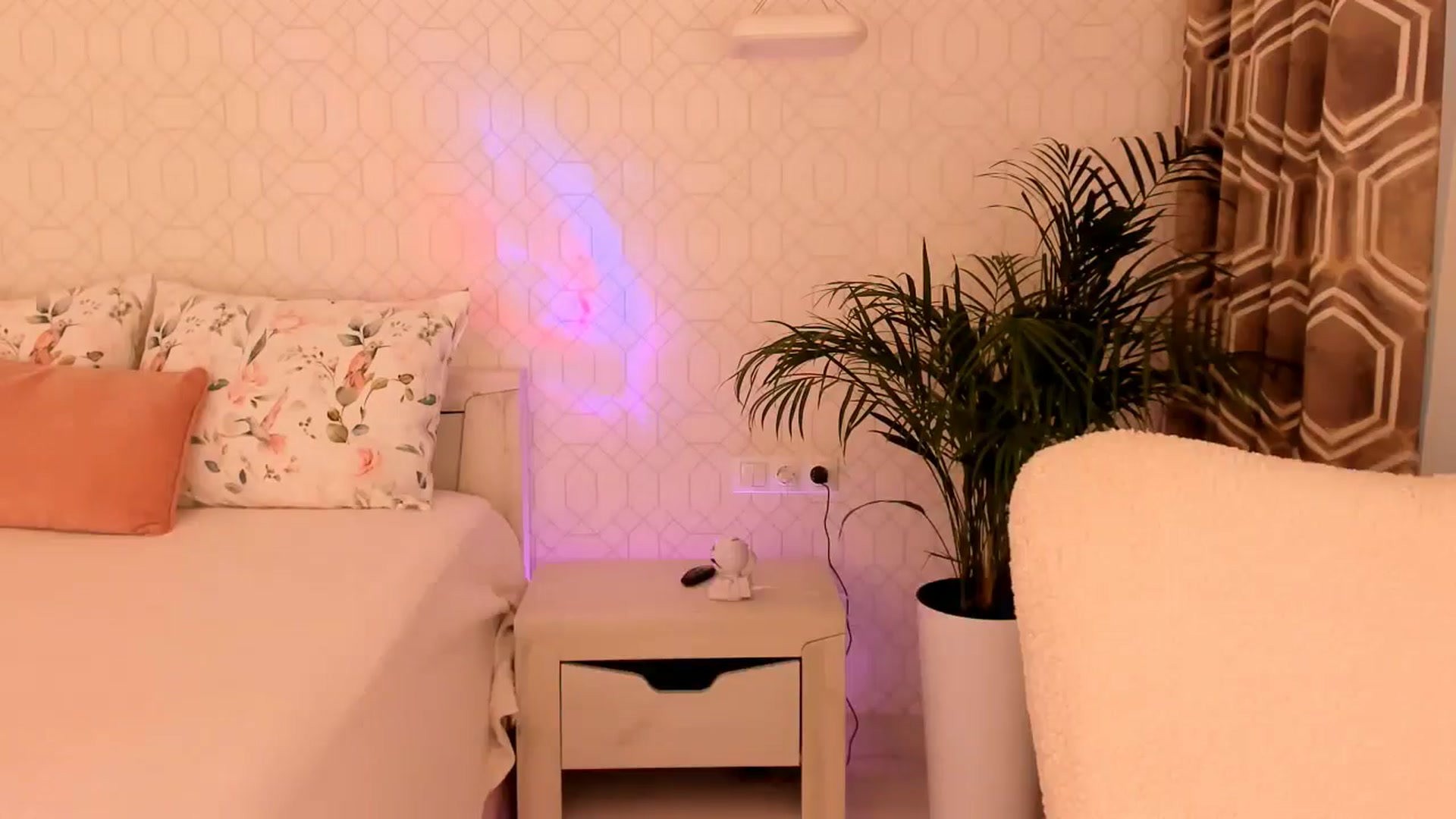 Gallery image thumbnail from A_N_A__'s myfreecams stream on, 01/25/2025, 08:19 image 6 of 20