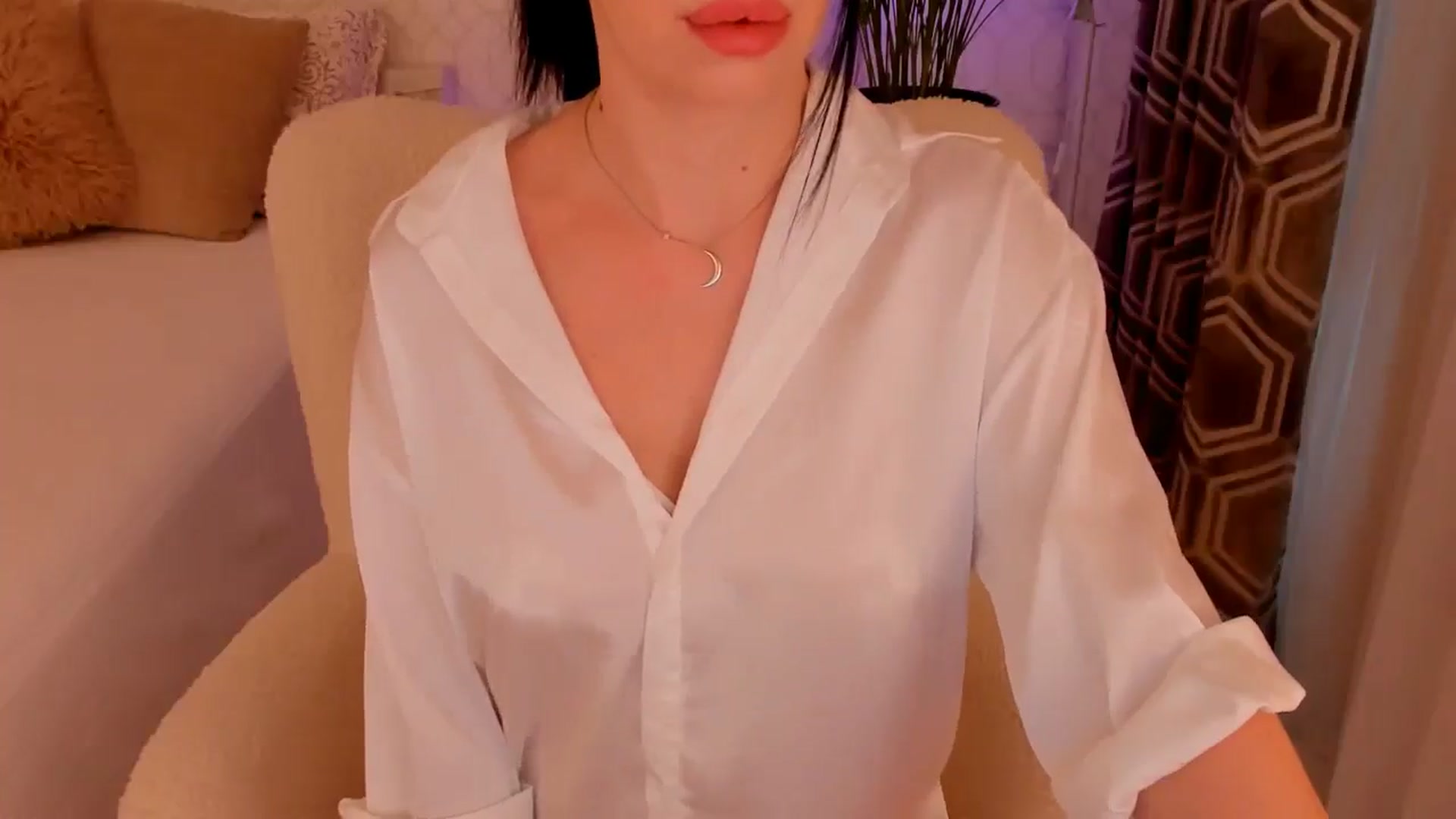 Gallery image thumbnail from A_N_A__'s myfreecams stream on, 03/04/2025, 07:09 image 14 of 20