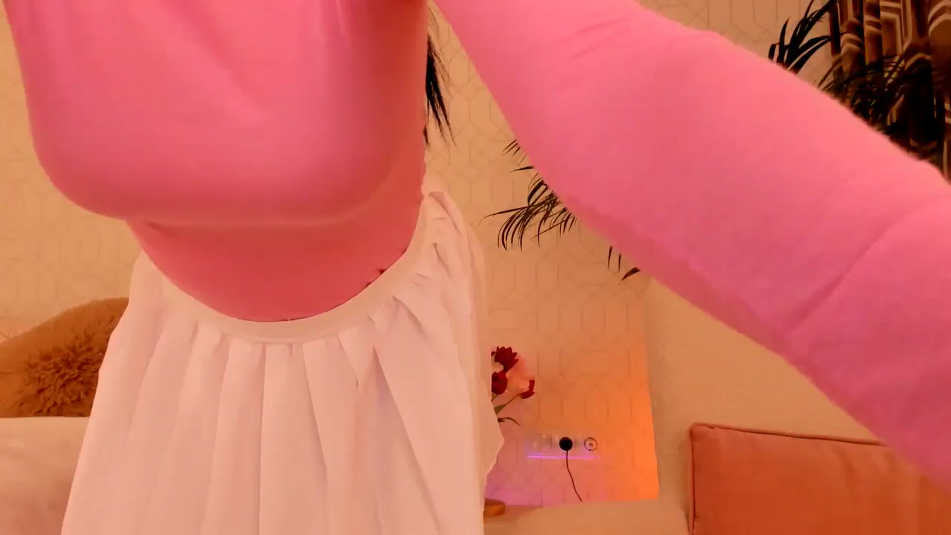 Gallery image thumbnail from A_N_A__'s myfreecams stream on, 04/04/2025, 07:26 image 13 of 20