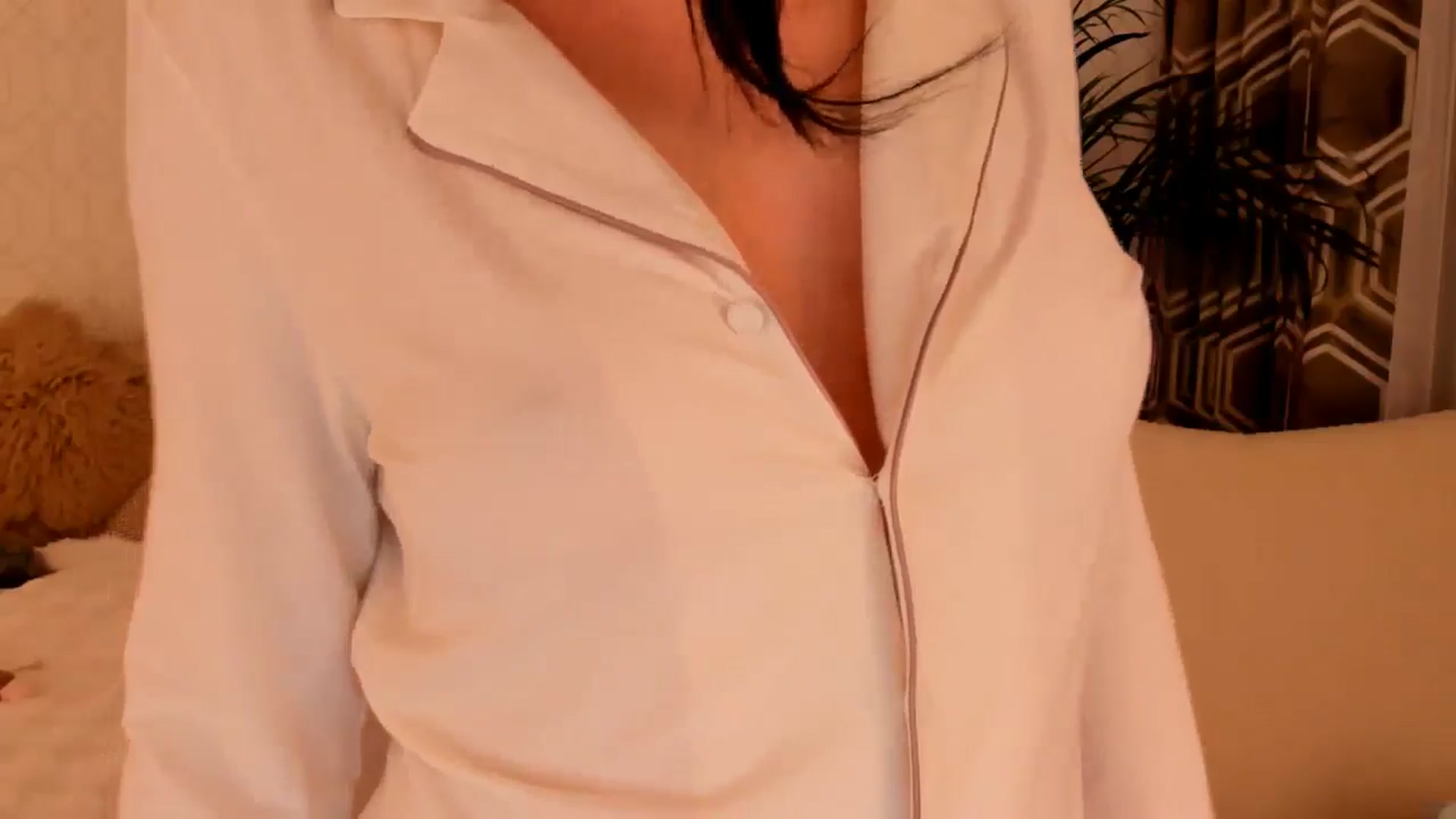 Gallery image thumbnail from A_N_A__'s myfreecams stream on, 04/12/2025, 21:24 image 16 of 20