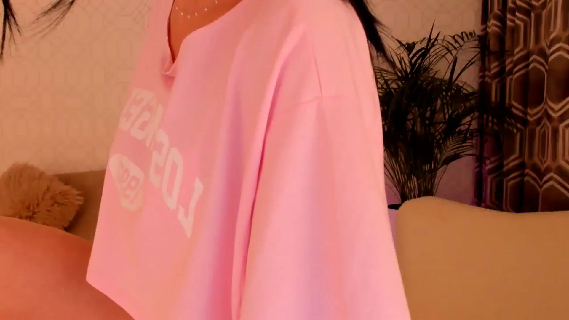 Gallery image thumbnail from A_N_A__'s myfreecams stream on, 05/13/2025, 05:29 image 19 of 20