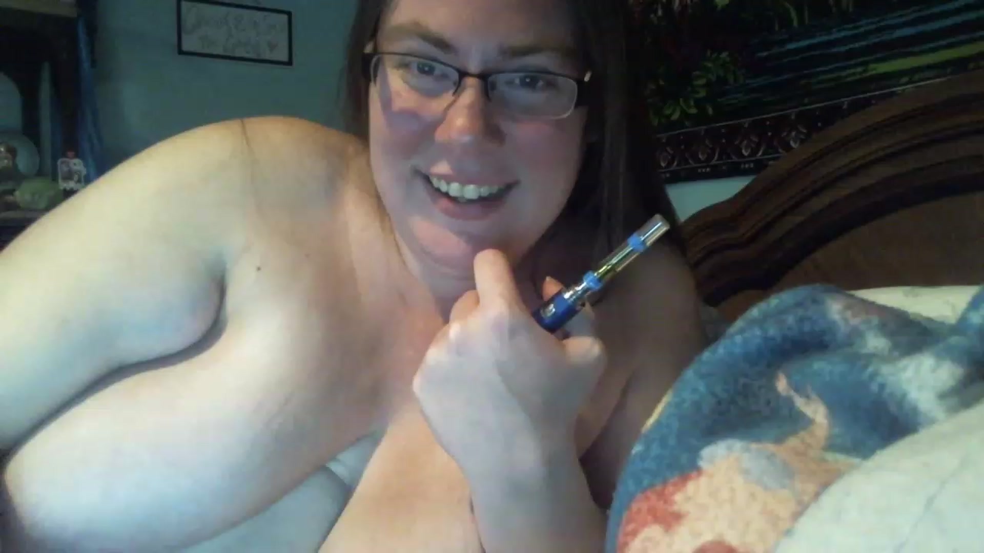 Gallery image thumbnail from A_Sexy_Vyxen's myfreecams stream on, 11/16/2022, 07:44 image 12 of 20