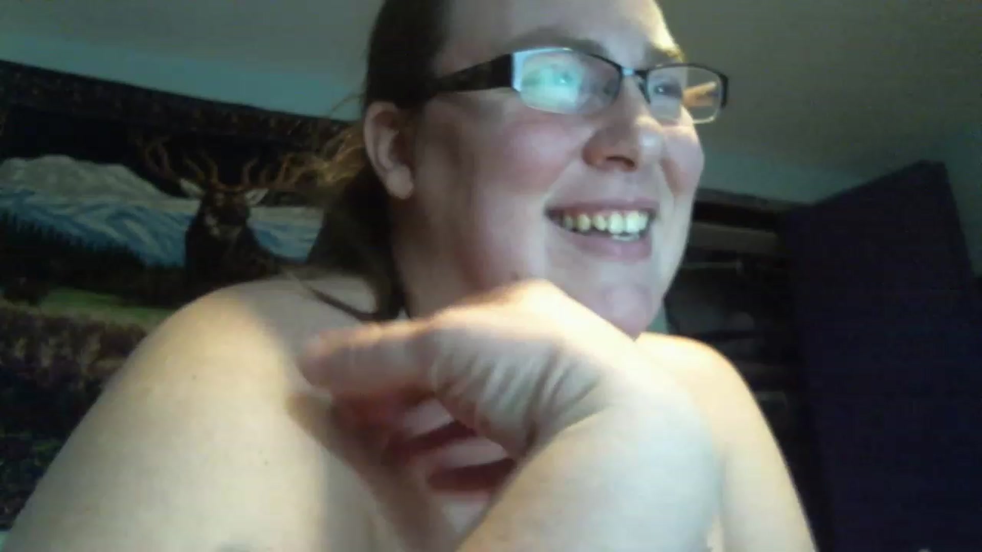Gallery image thumbnail from A_Sexy_Vyxen's myfreecams stream on, 11/28/2022, 06:20 image 2 of 20