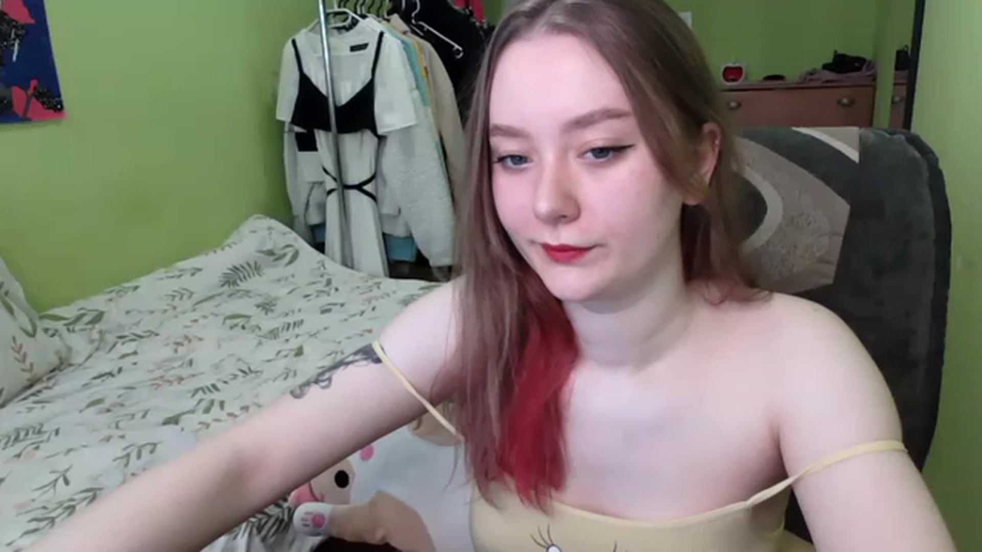 Gallery image thumbnail from A_Sophie's myfreecams stream on, 03/14/2023, 09:54 image 17 of 20