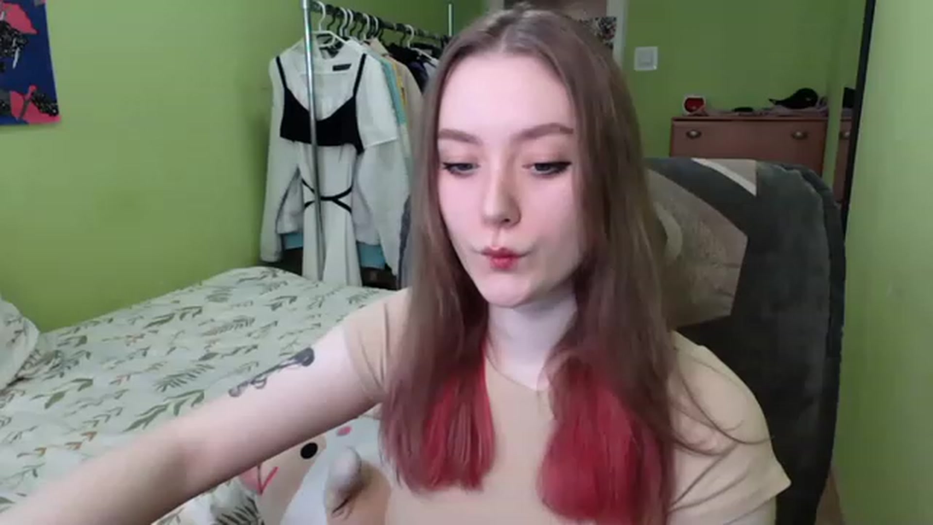 Gallery image thumbnail from A_Sophie's myfreecams stream on, 03/15/2023, 11:45 image 12 of 20