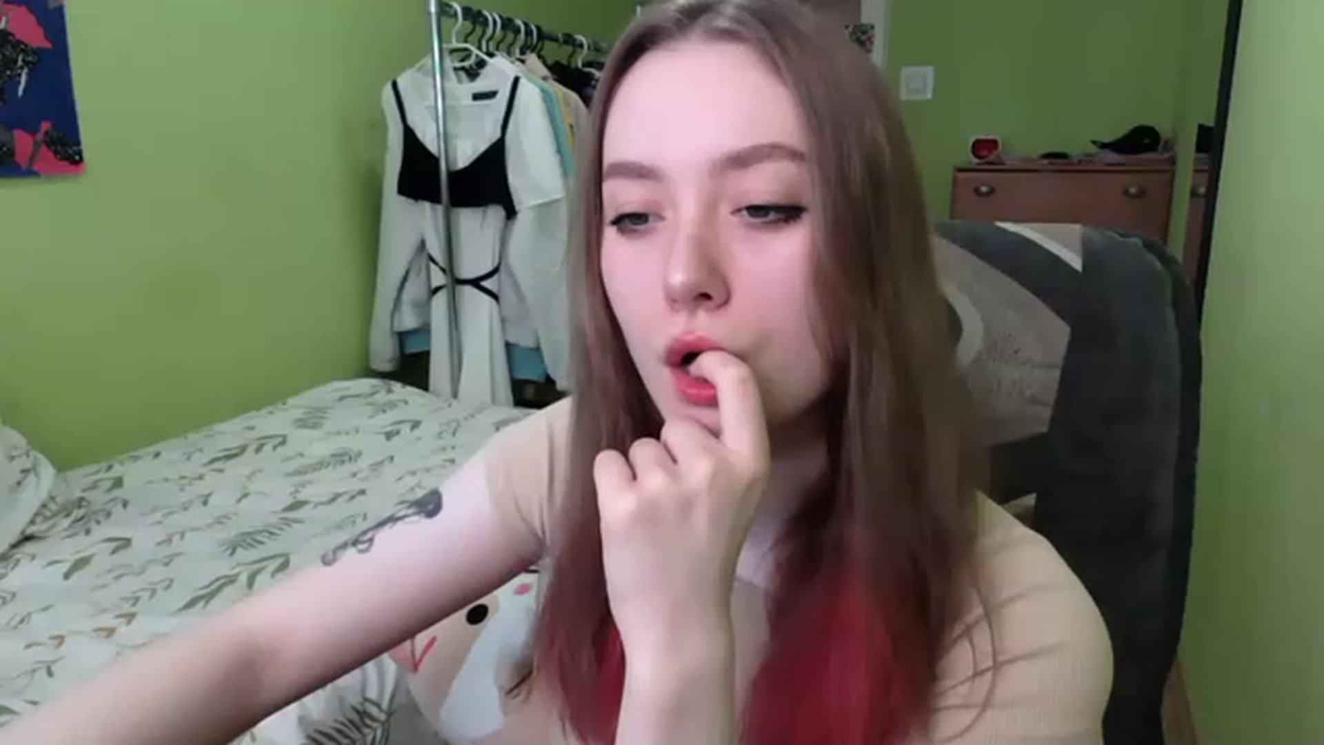 Gallery image thumbnail from A_Sophie's myfreecams stream on, 03/15/2023, 11:45 image 16 of 20