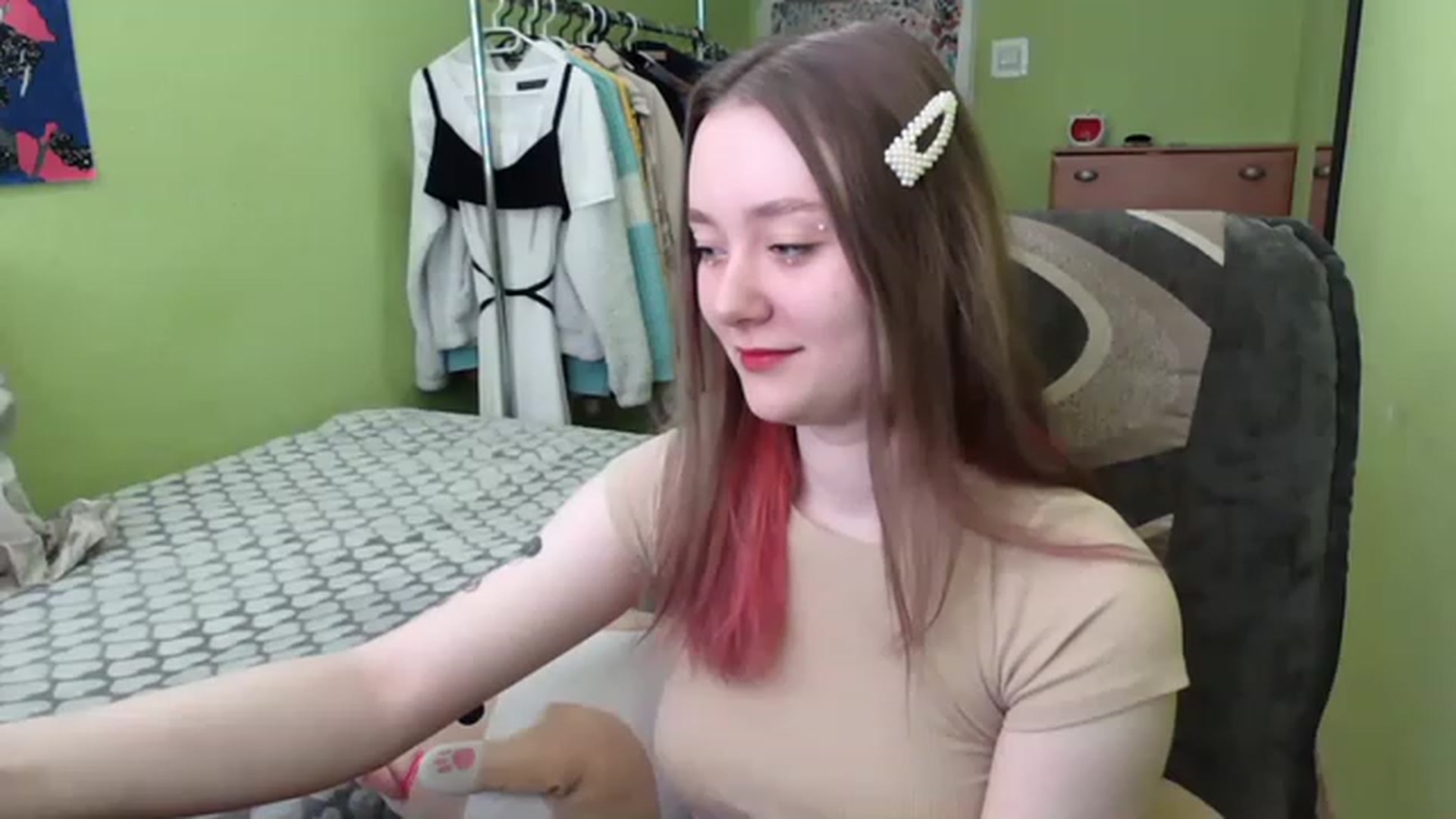 Gallery image thumbnail from A_Sophie's myfreecams stream on, 03/17/2023, 10:36 image 3 of 20
