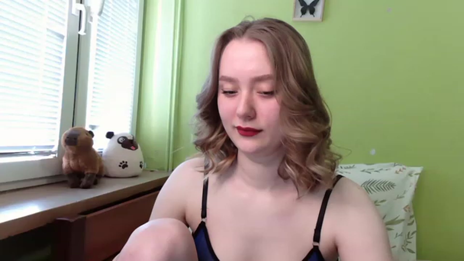 Gallery image thumbnail from A_Sophie's myfreecams stream on, 06/04/2023, 10:52 image 10 of 20
