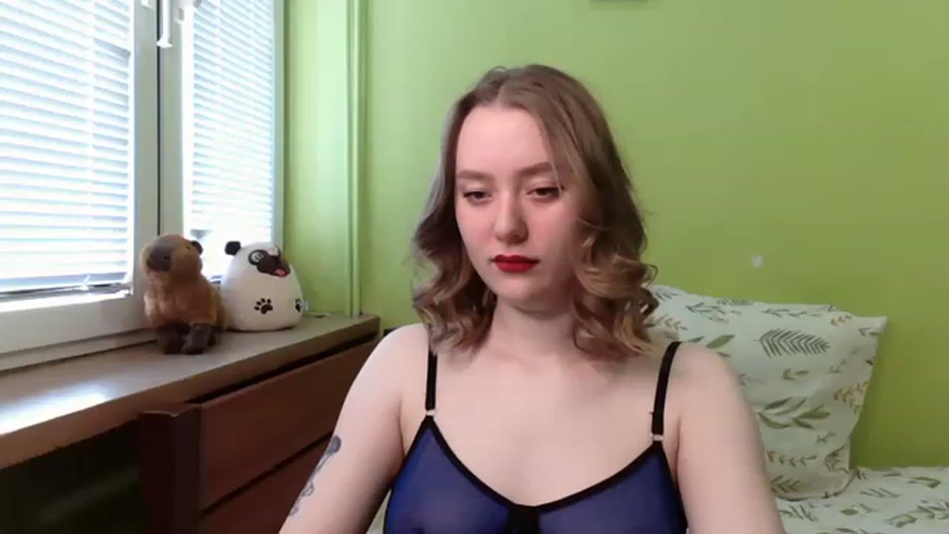 Gallery image thumbnail from A_Sophie's myfreecams stream on, 06/04/2023, 12:30 image 8 of 20