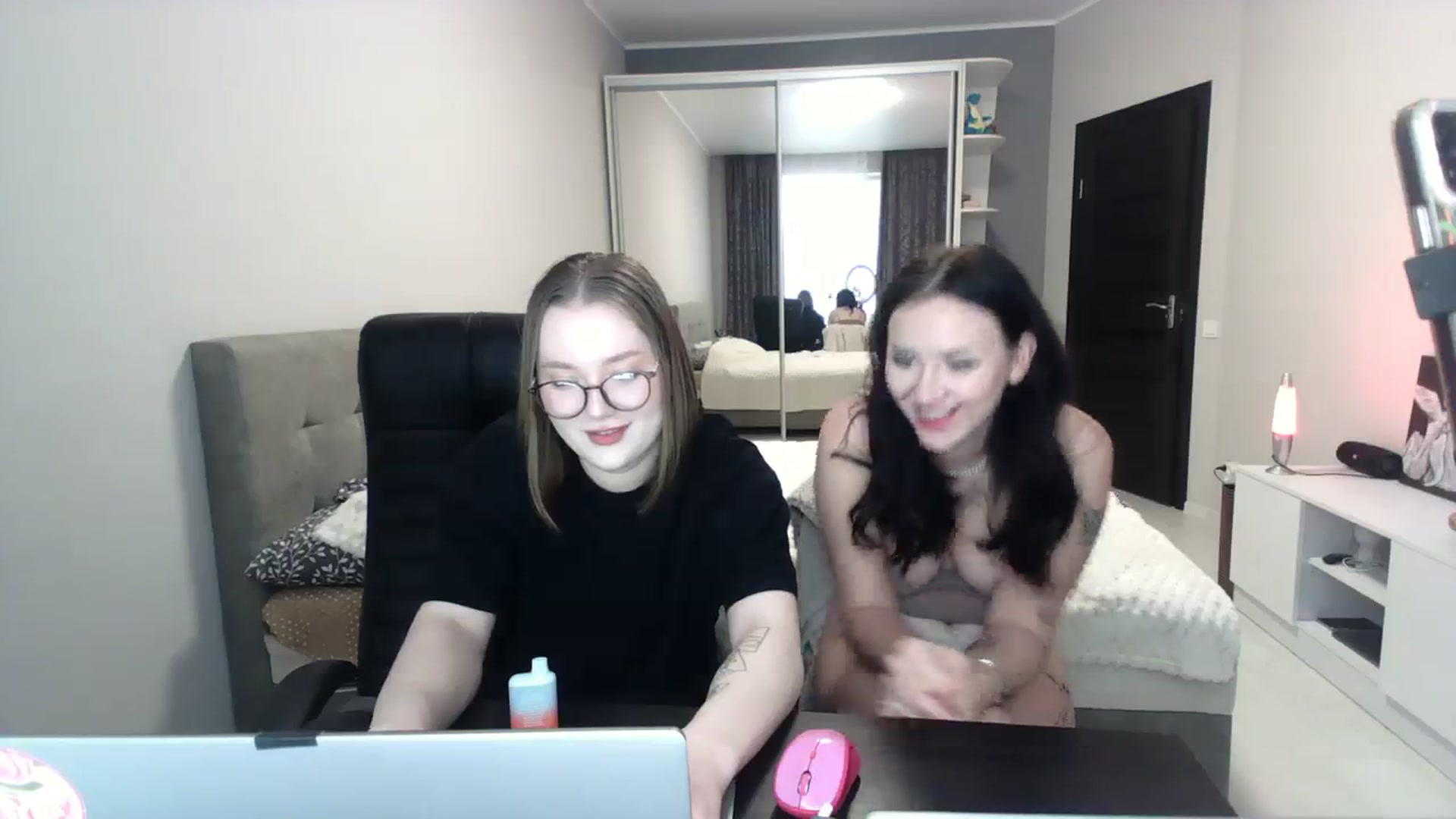 Gallery image thumbnail from A_Sophie's myfreecams stream on, 02/11/2024, 14:29 image 15 of 20