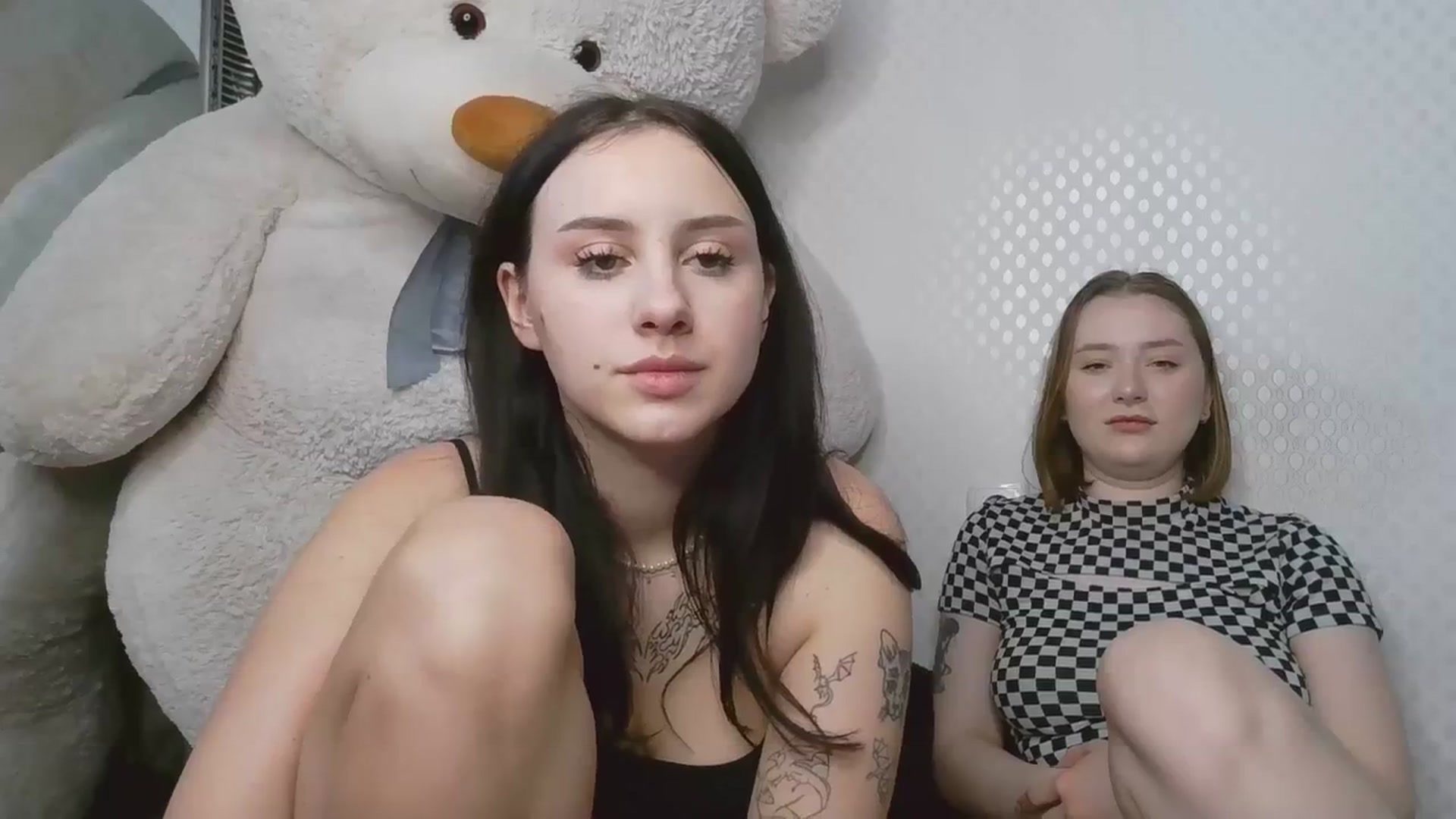 Gallery image thumbnail from A_Sophie's myfreecams stream on, 02/12/2024, 13:27 image 4 of 20