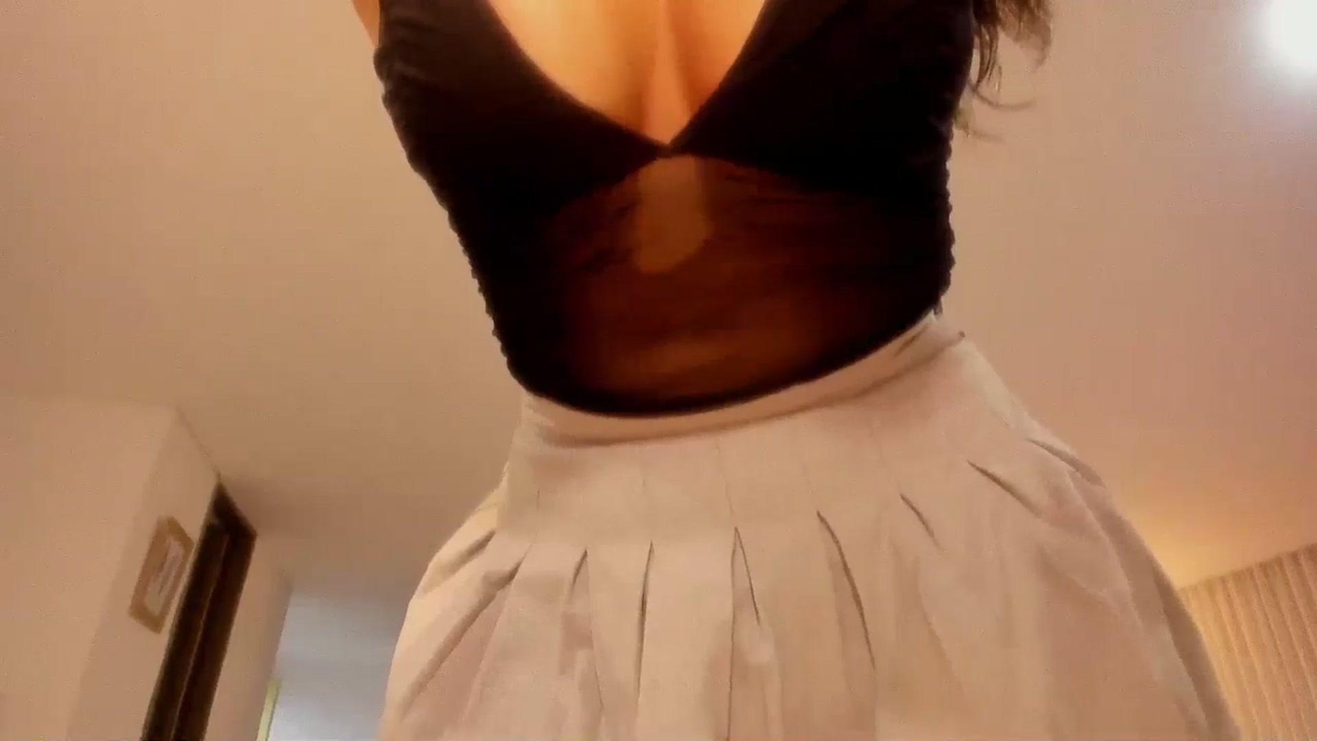 Gallery image thumbnail from A_Wonderlandd's myfreecams stream on, 10/06/2023, 06:28 image 5 of 20